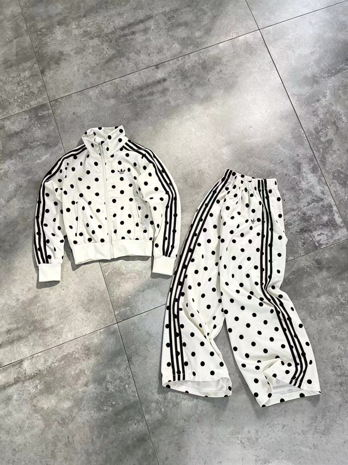 Adidas Originals Polka Dot Sport Suit Stand Collar Jacket Trousers Outfit