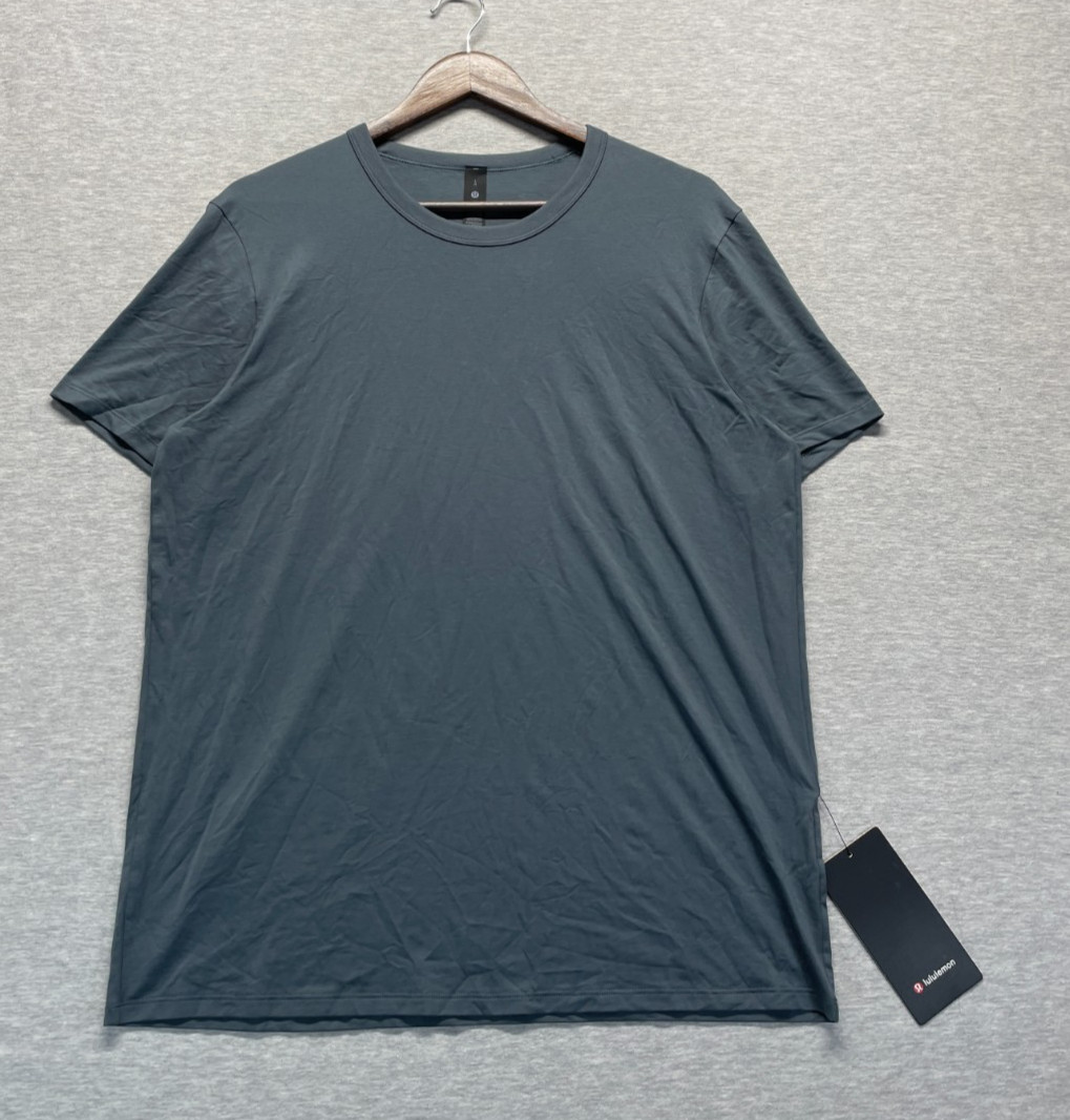 Lululemon Fundamental T-Shirt Men Large Smoky Gray Stretch Classic Fit Quick Dry Lululemon Fundamental T-Shirt Men Large Smoky Gray Stretch Classic Fit Quick Dry
