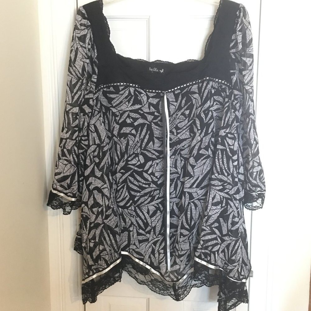 Ivy Chic Blouse XL Black White Leaf Print Lace Trim Sheer Lined Boho Top