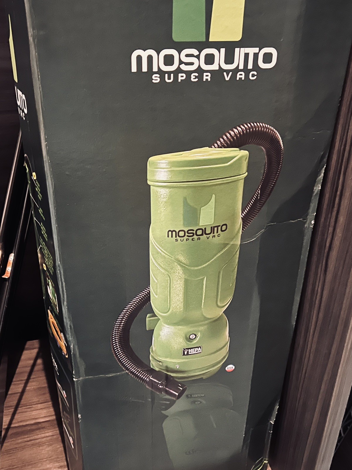 Mosquito Super Vac Backpack Vacuum with HEPA Filtration With Wand Mosquito Super Vac Backpack Vacuum with HEPA Filtration With Wand