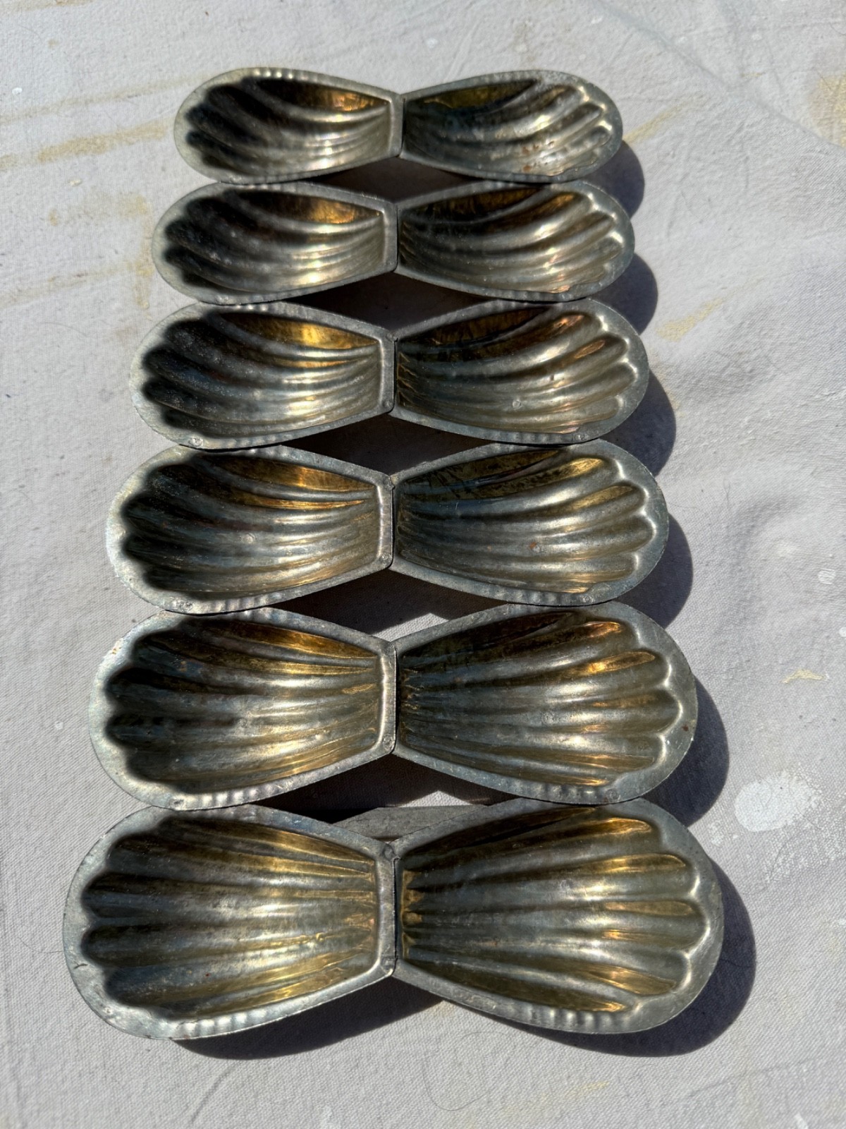 Set of three vintage French Madeline Pans | Rare Style | 7\