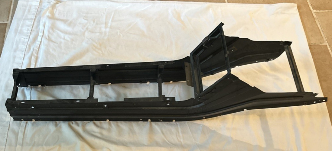 1968 1969 Ford Thunderbird Center Console Metal Frame only 1968 1969 Ford Thunderbird Center Console Metal Frame only