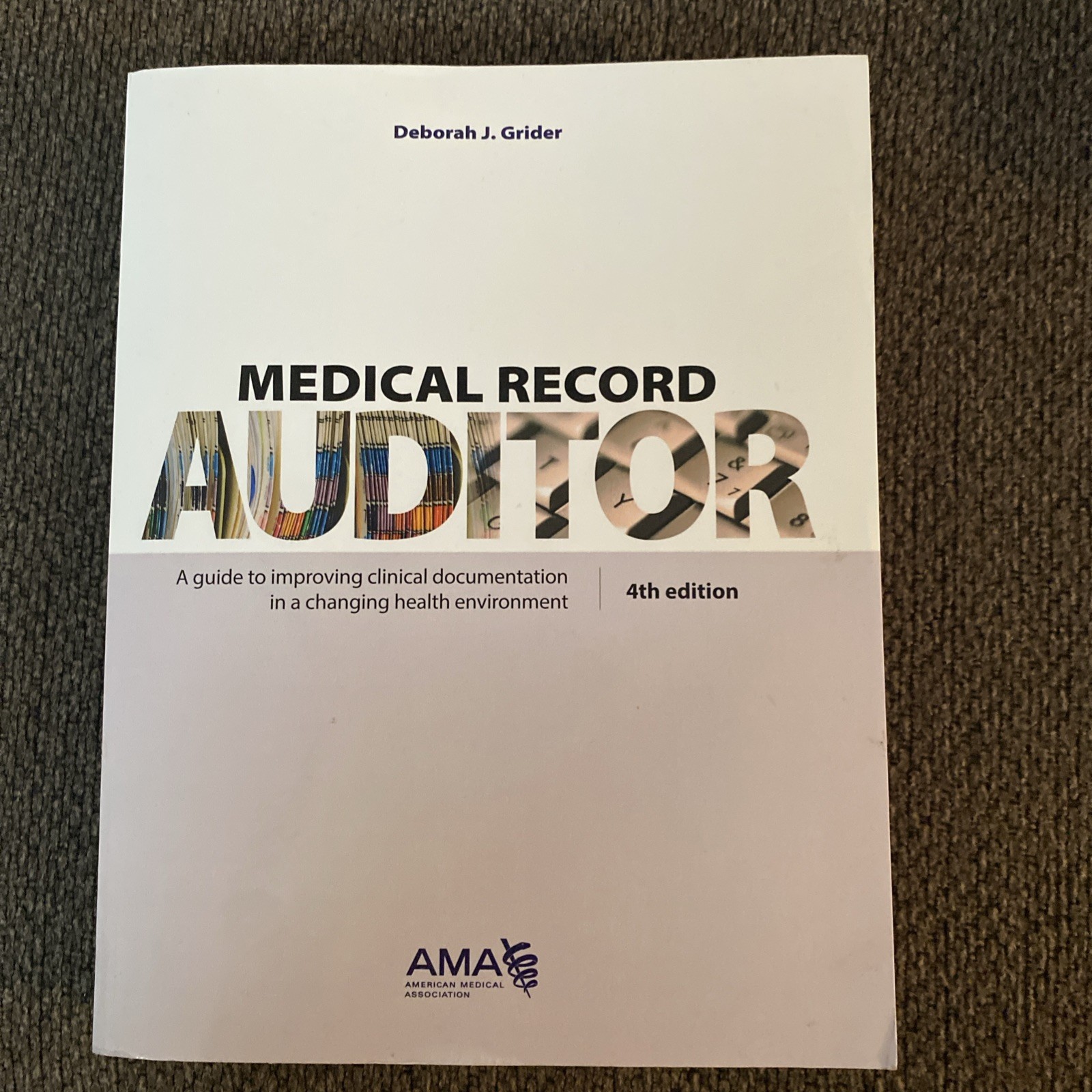 ICD-10-CM 2024 the Complete - Paperback, by American Medical Association - New h ICD-10-CM 2024 the Complete - Paperback, by American Medical Association - New h