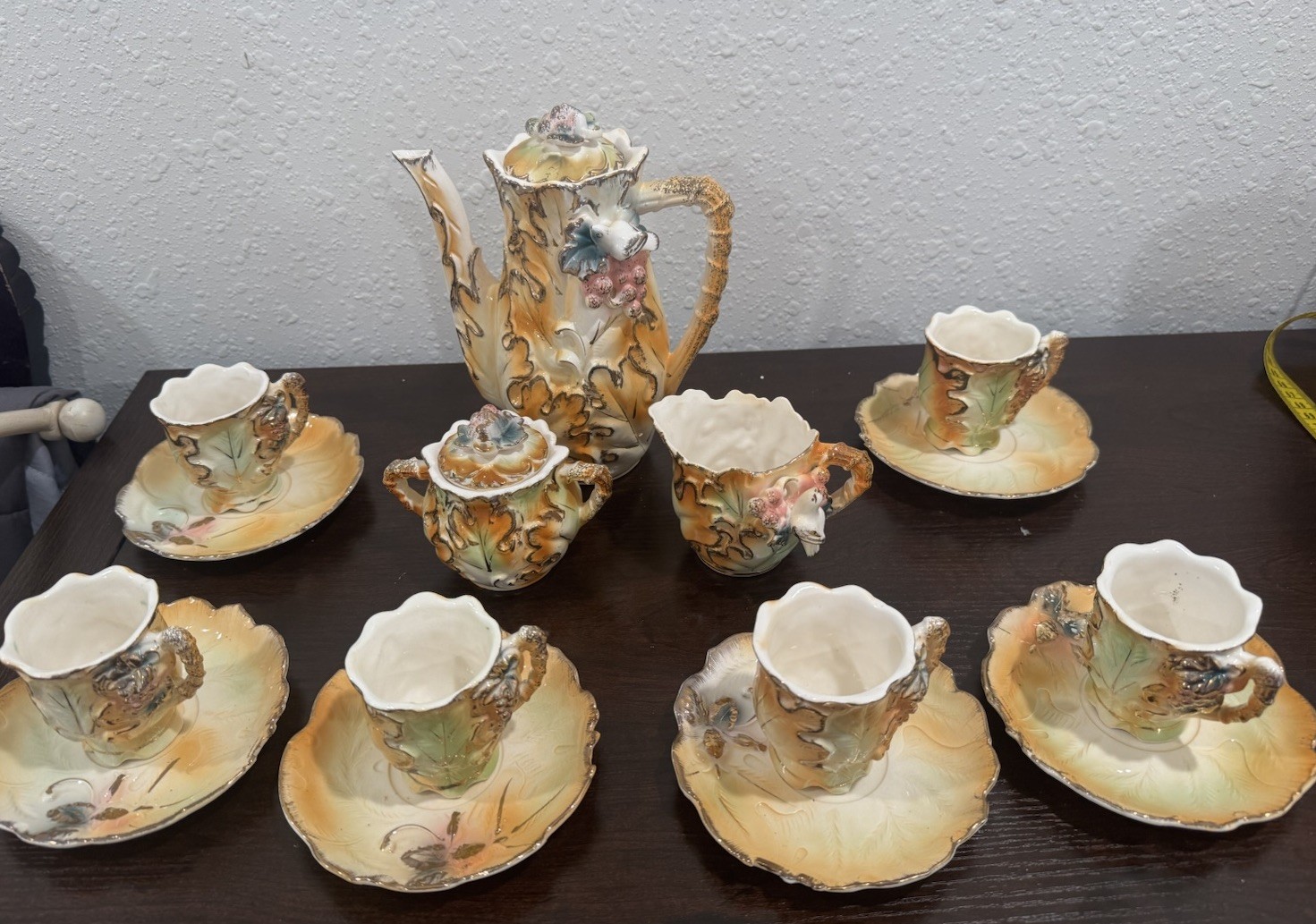 Betson Capodemonti Style hand painted Tea Set 6 Cups & Saucers Betson Capodemonti Style hand painted Tea Set 6 Cups & Saucers