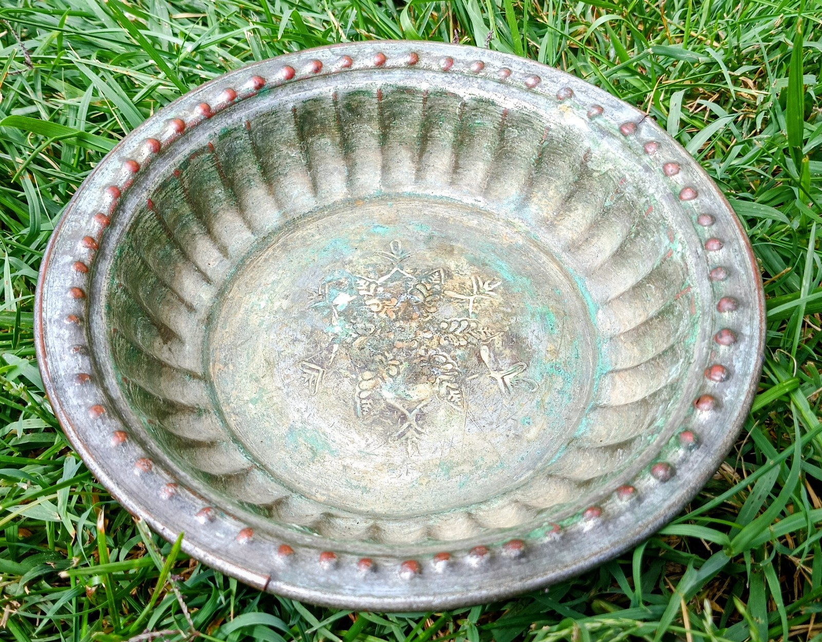 Antique Egyptian .900 Silver Bowl Cat Hallmark Hand Hammered Copper Base 8