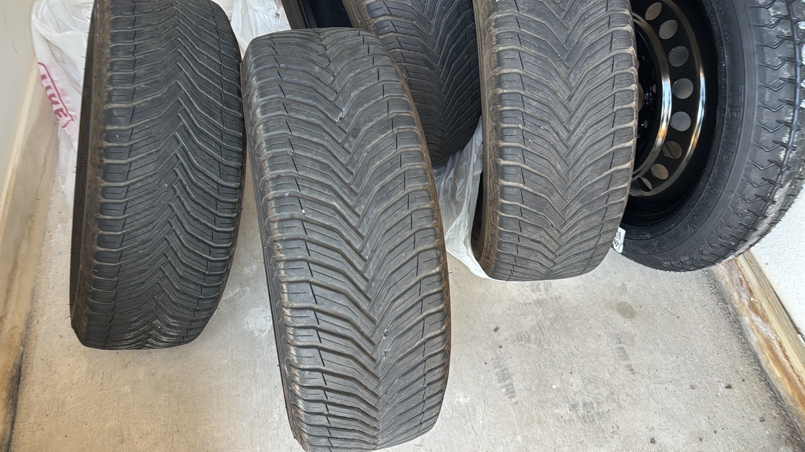 Michelin Cross Climate2 Tires 205/65 R16 - set of 4 tires in excellent condition