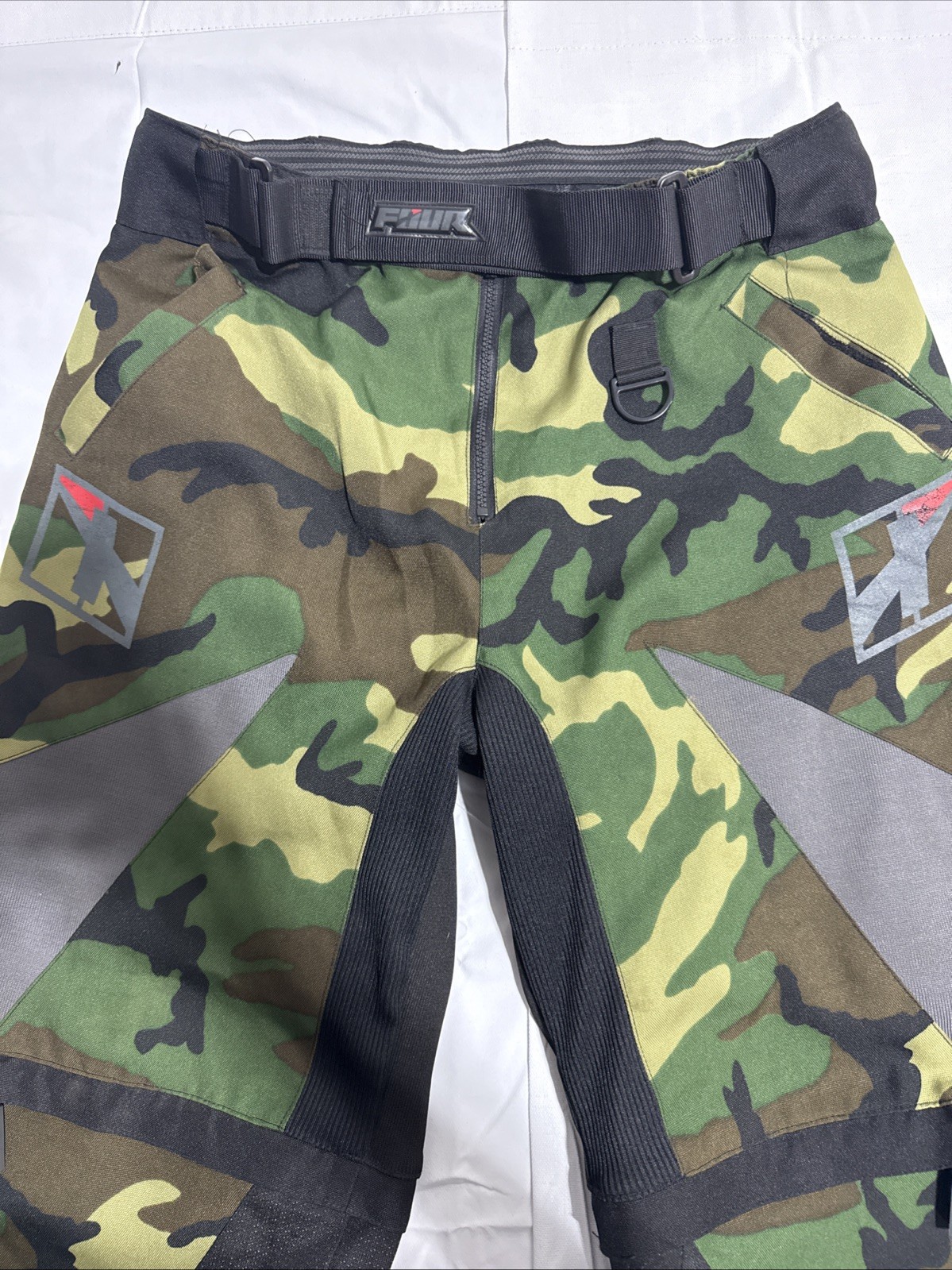 FOUR Men’s Motocross Racing Pants Camo Convertible FOUR Men’s Motocross Racing Pants Camo Convertible