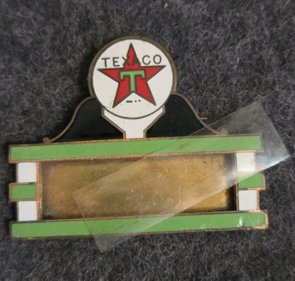 Vintage 1930s-1940s Texaco Gas Station Attendant Enamel Name Badge Pin Vintage 1930s-1940s Texaco Gas Station Attendant Enamel Name Badge Pin