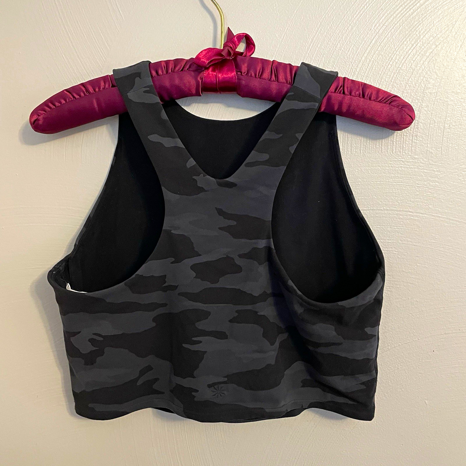 Athleta Women\'s Conscious Crop Size M Black Gray Camo Racerback Tank Athleta Women\'s Conscious Crop Size M Black Gray Camo Racerback Tank