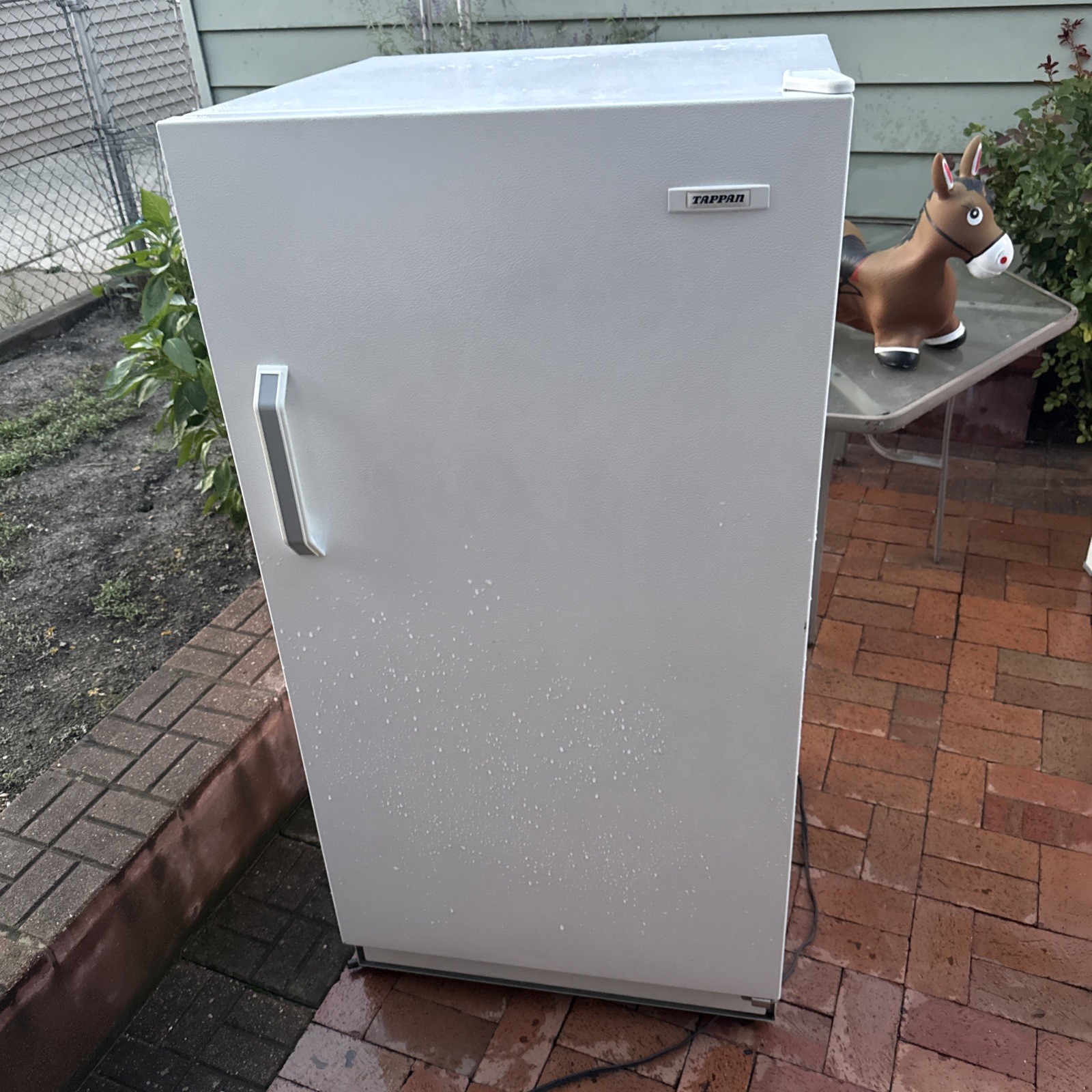 Tappan Upright Freezer Working Great. Local Pickup In 60641 North West Chicago