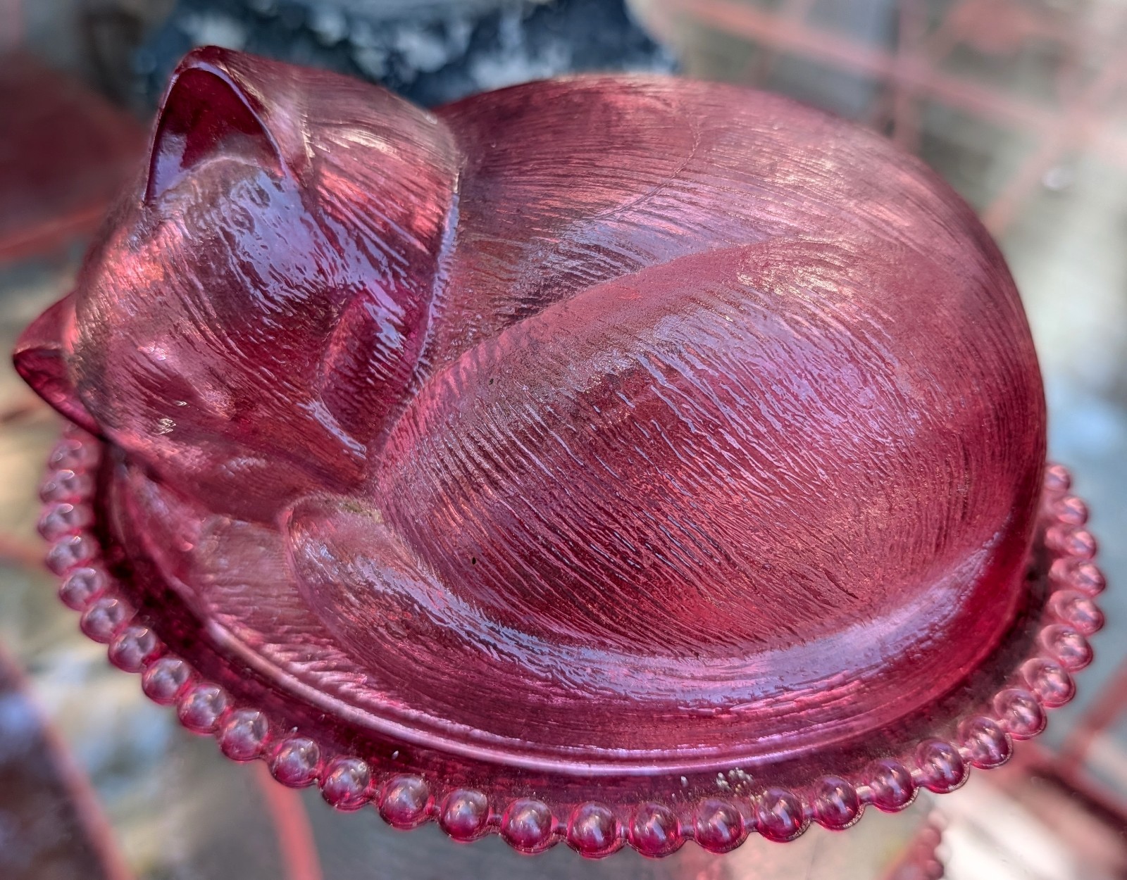 Rare Vintage Indiana Glass Cranberry Pink Sleeping Cat On A Nest Covered Dish