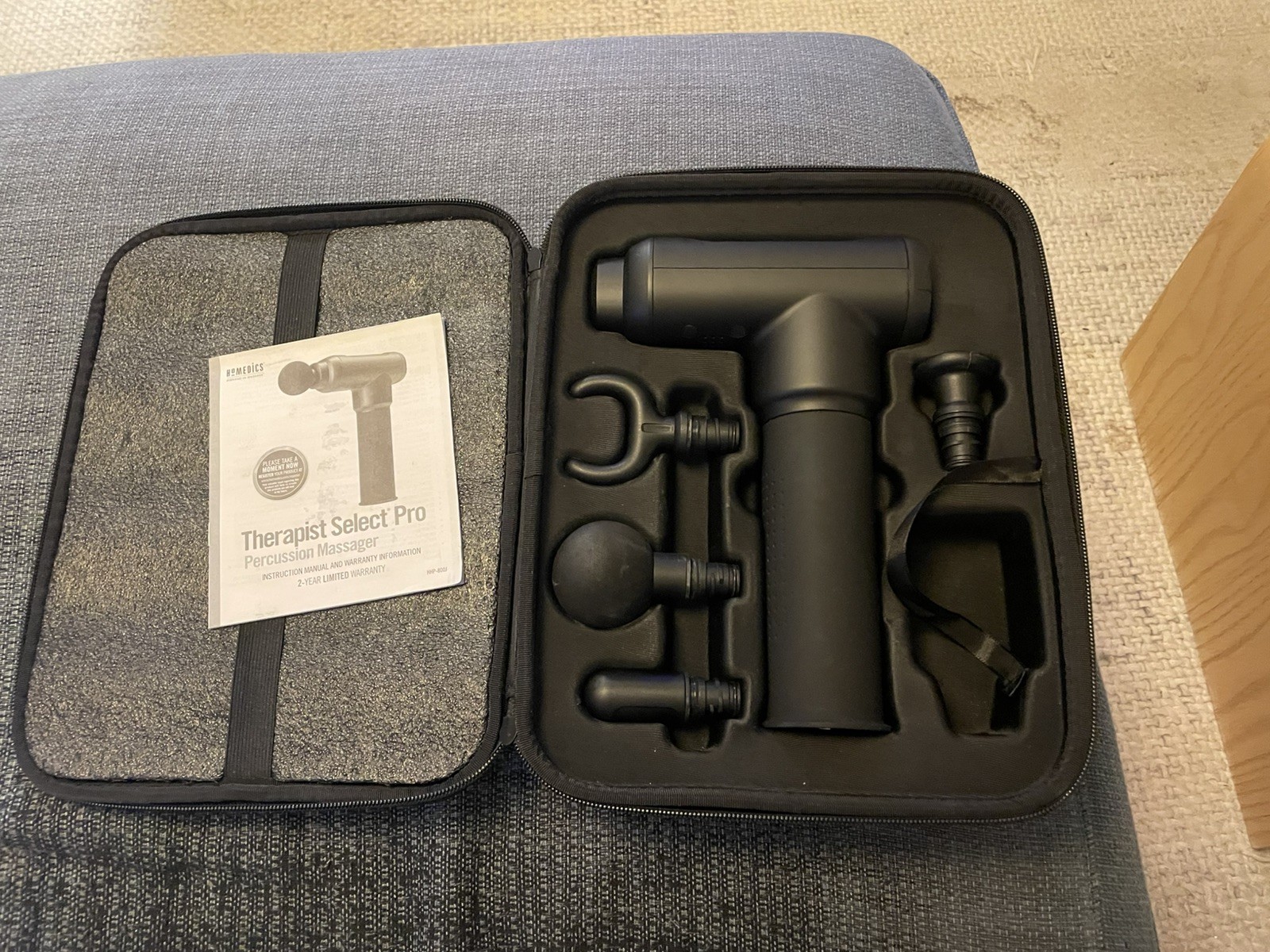 HoMedics Therapist Select Pro Percussion Massager in CASE (CHARGER NOT INCLUDED) HoMedics Therapist Select Pro Percussion Massager in CASE (CHARGER NOT INCLUDED)