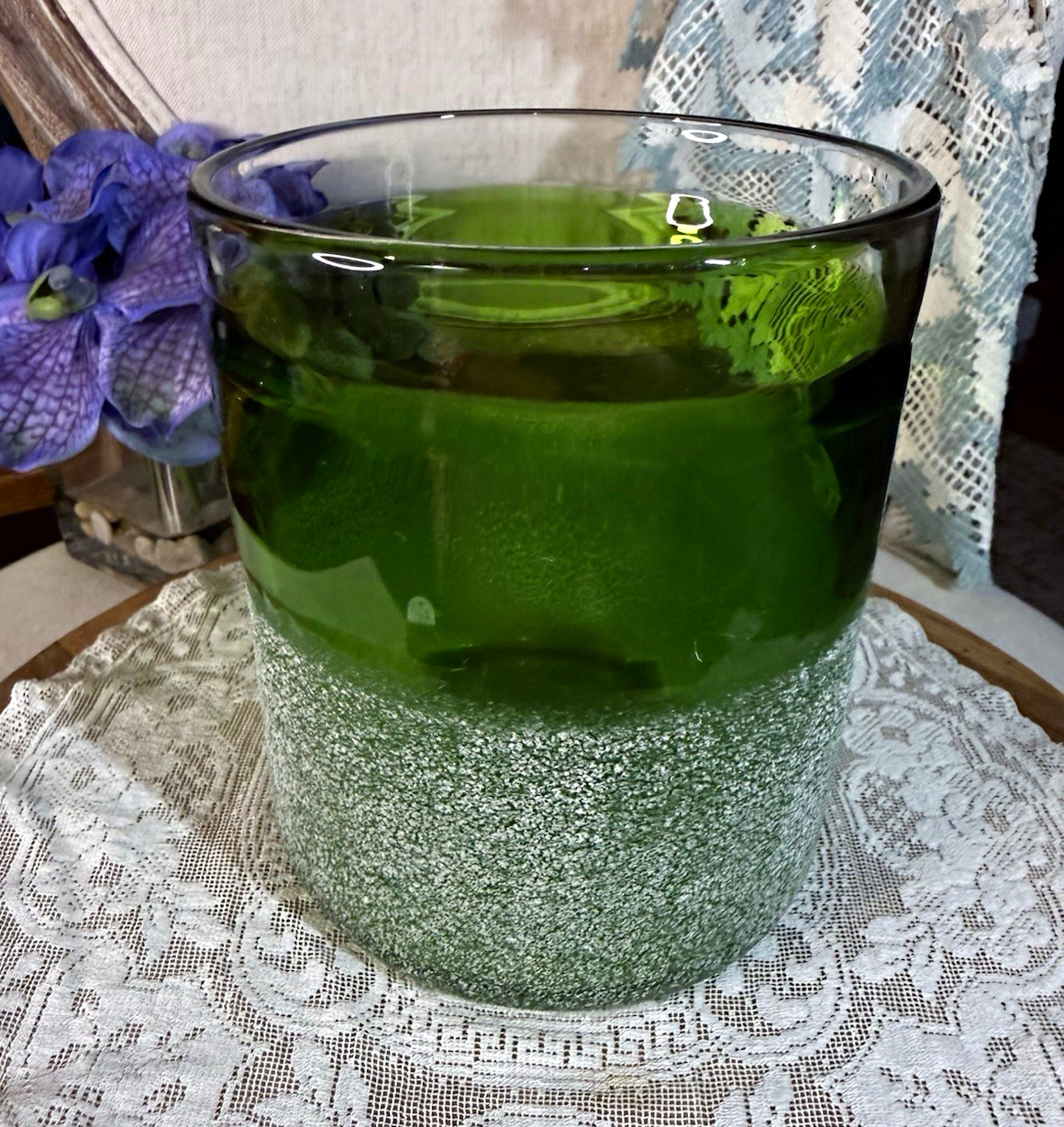 Vintage Emerald Green Art Glass Vase 5.5” Textured Ice Crackle MCM Cylinder Vintage Emerald Green Art Glass Vase 5.5” Textured Ice Crackle MCM Cylinder