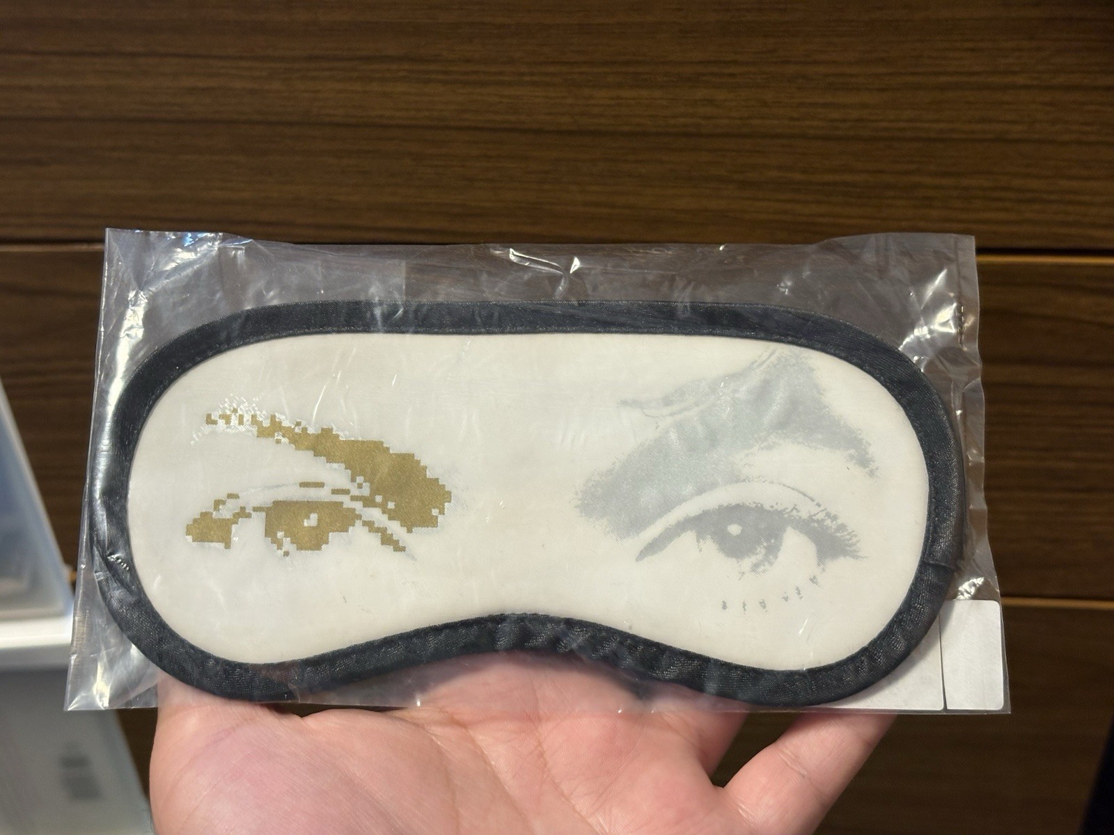 Official 2009 Michael Jackson Show Merch \ Official 2009 Michael Jackson Show Merch \