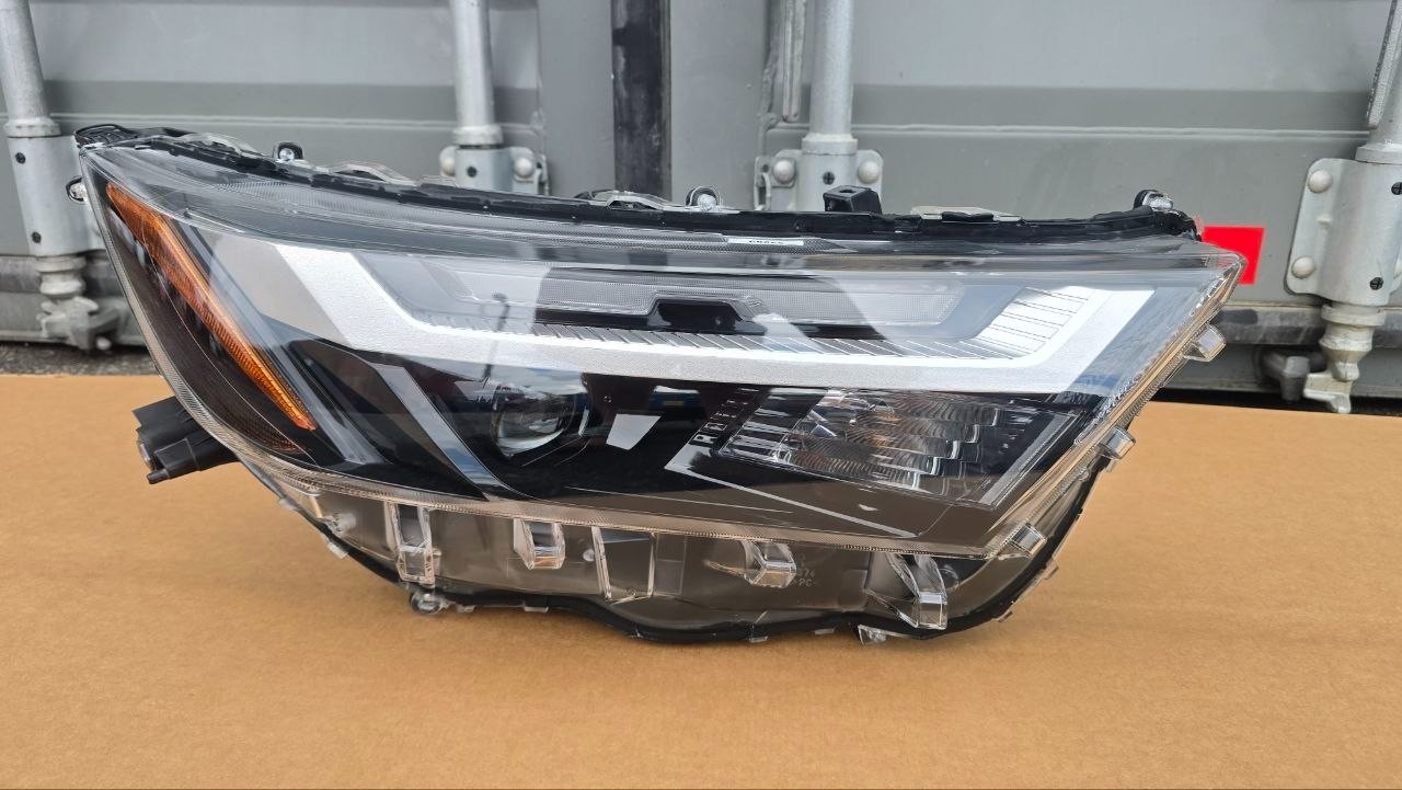 🔥PERFECT🔥2022-2024 Toyota RAV4 OEM LED w/DRL Headlight Right Passenger side 🔥PERFECT🔥2022-2024 Toyota RAV4 OEM LED w/DRL Headlight Right Passenger side