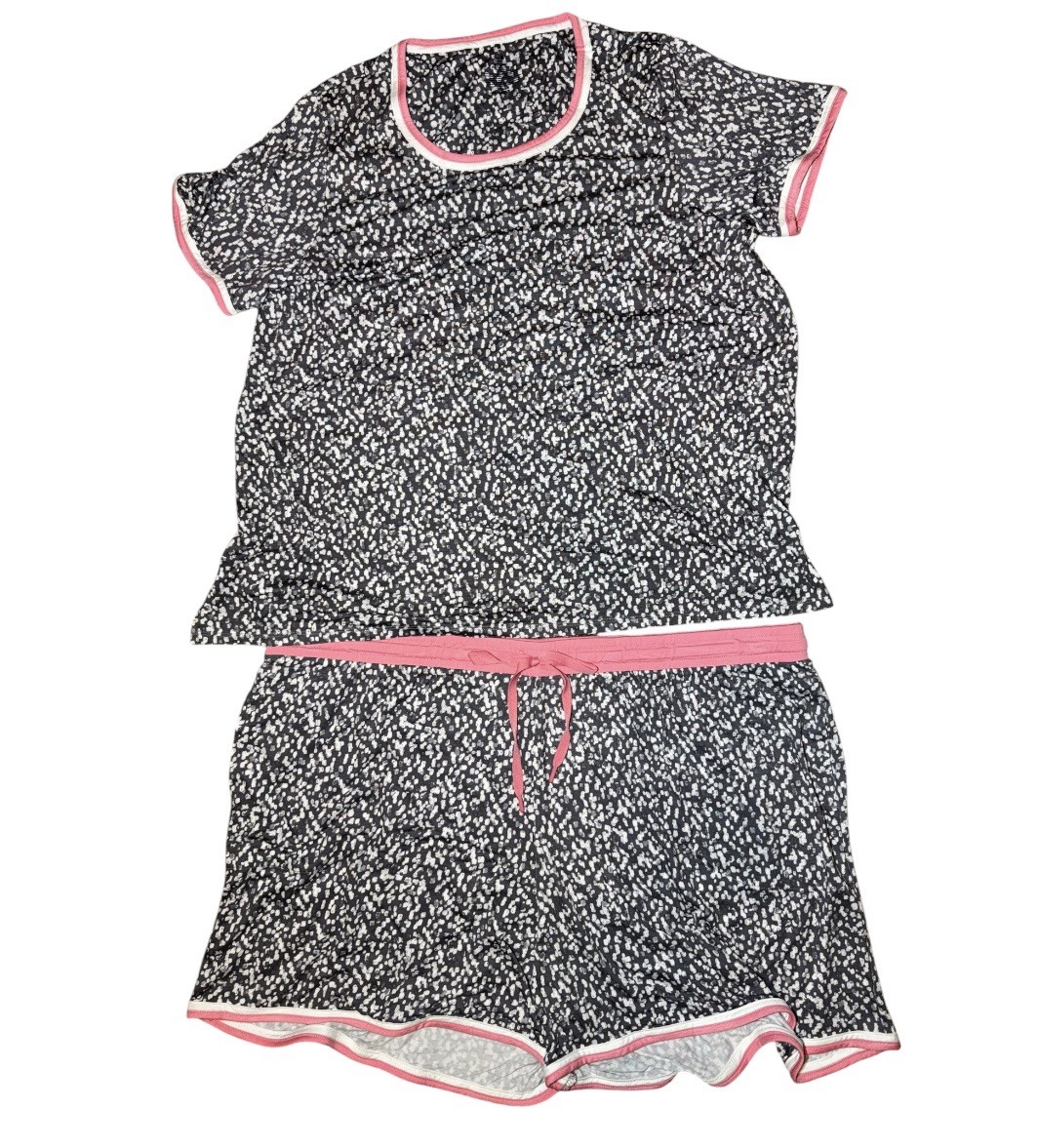 Secret Treasures Women’s 3X Pajama Set Gray Pink Short Sleeve Shorts NWT