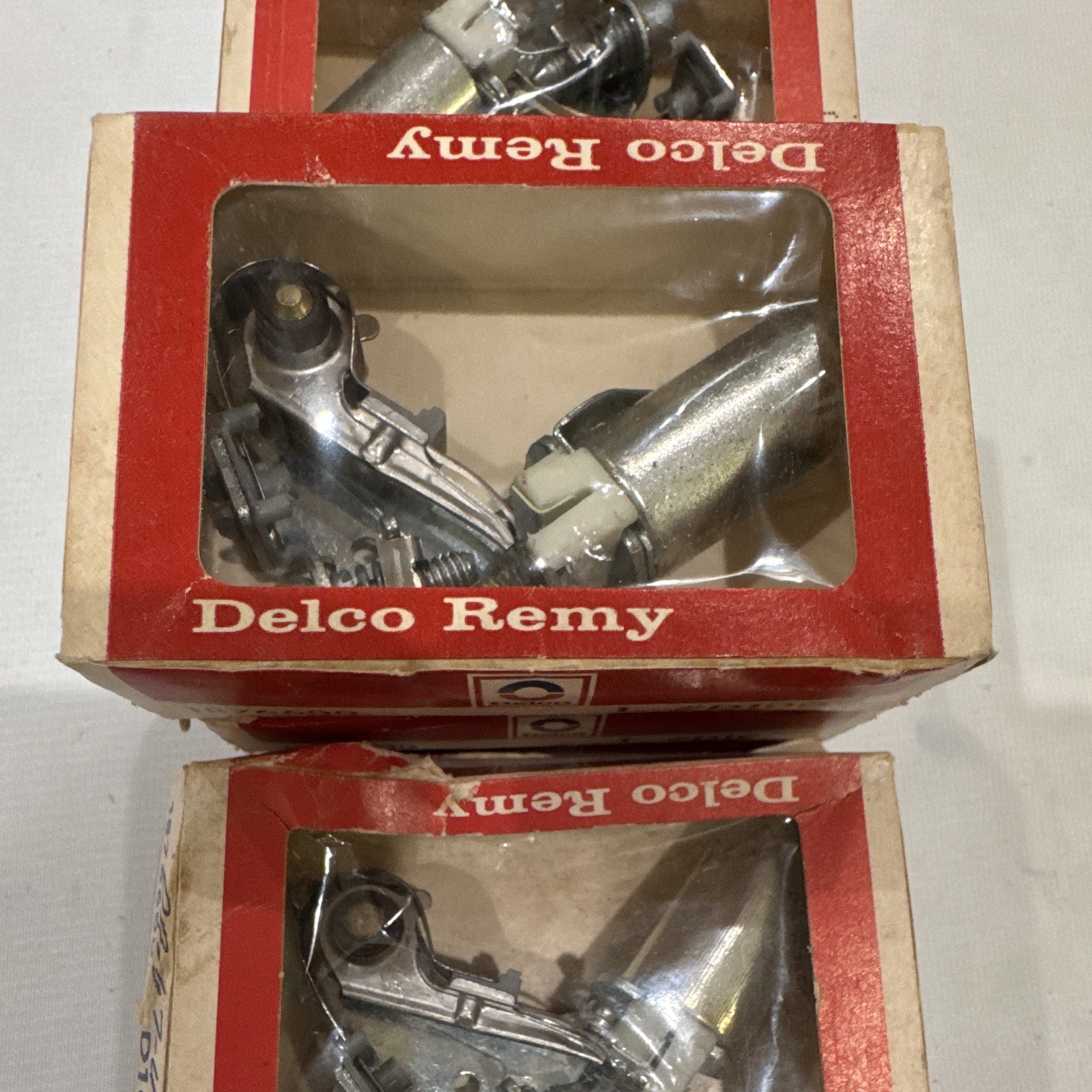 Delco Remy Contact Condenser Set 1876600 #D1007 Vintage NOS new old stock part. Delco Remy Contact Condenser Set 1876600 #D1007 Vintage NOS new old stock part.