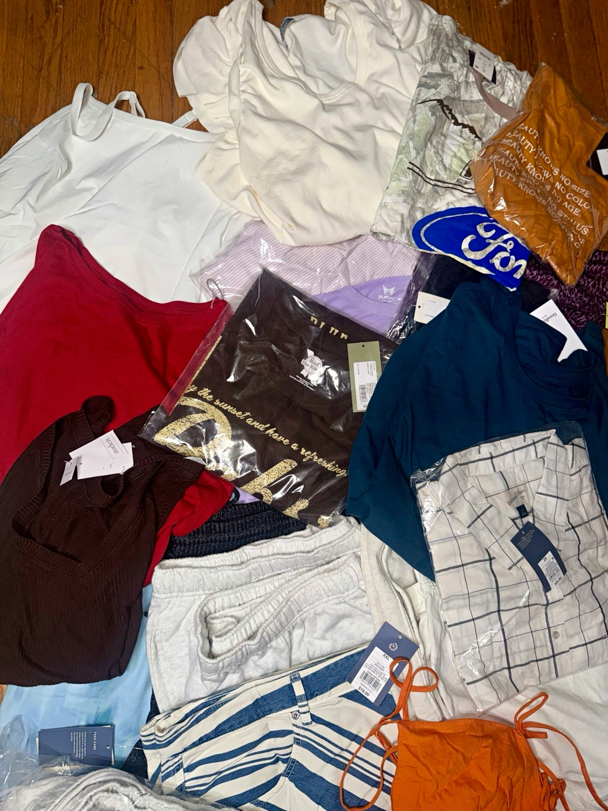 22 Unit Plus Size Women’s Clothing Reseller Bundle 2XL 3XL 4XL NWT Mixed Lot