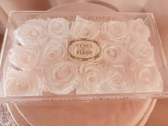 Venus et Fleur White Rose Acrylic Vanity/Dresser Box W/Drawer Large Box