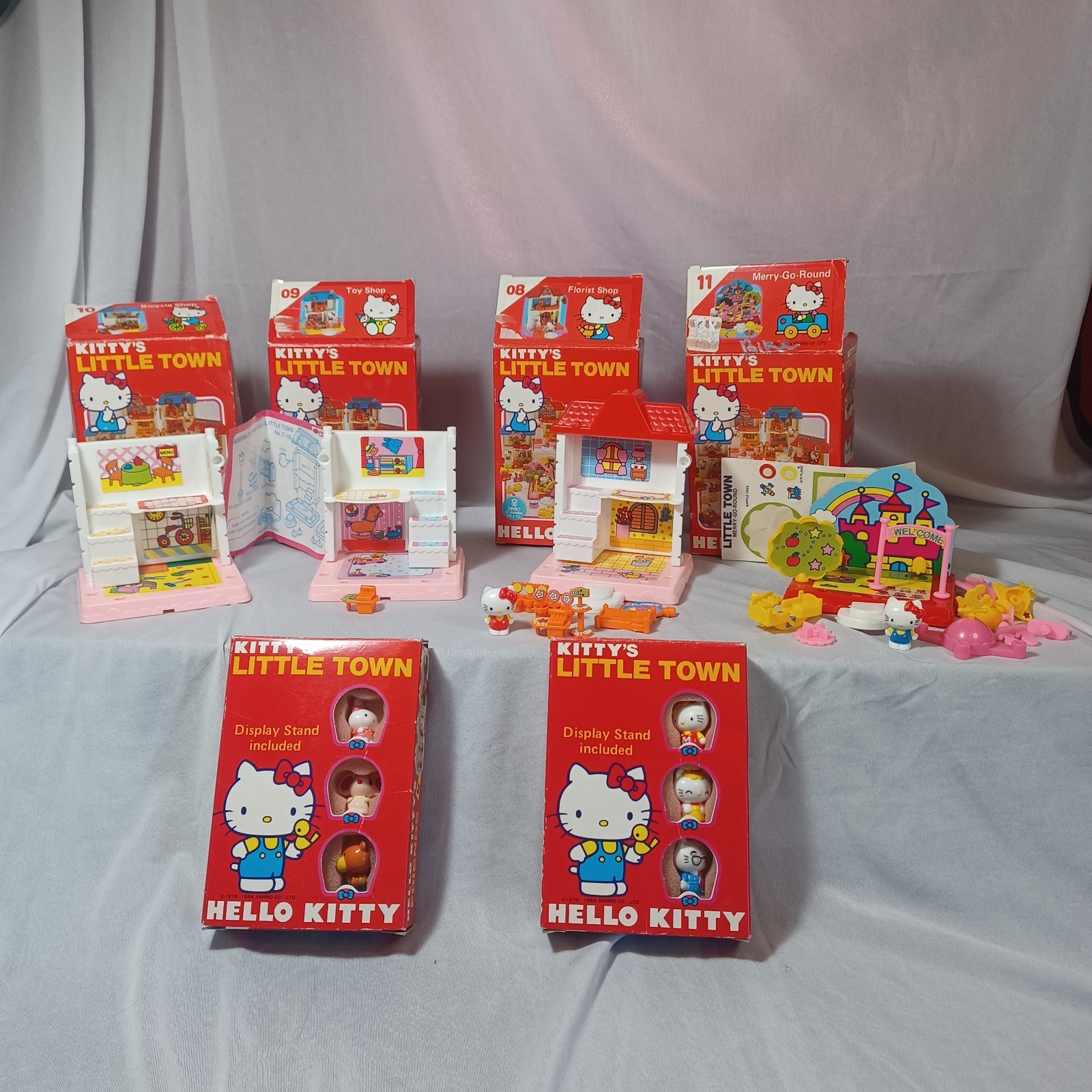 Vtg 1984 Hello Kitty’s Little Town Playset Lot Sanrio Incomplete Boxed Rare