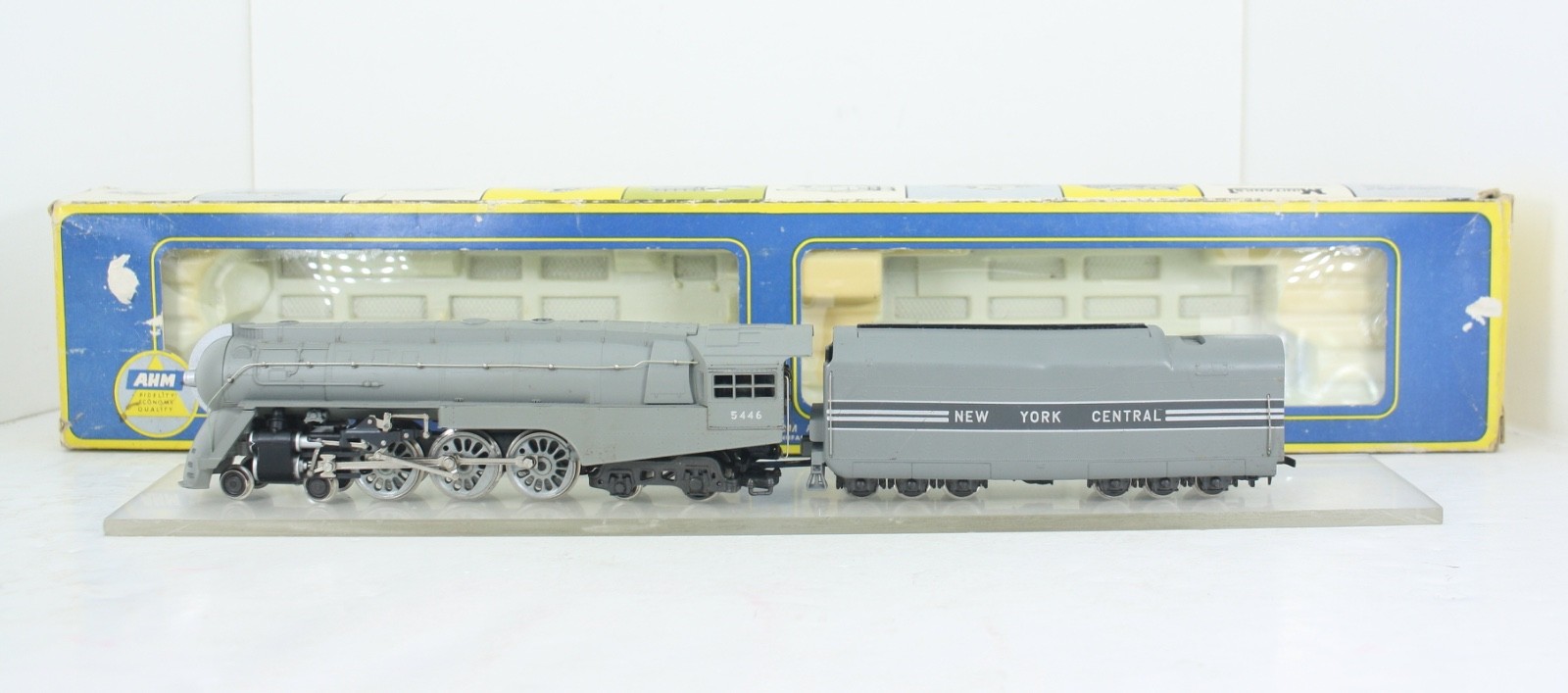 HO AHM / Rivarossi 5095 New York Central Streamlined Hudson 4-6-4 #5446