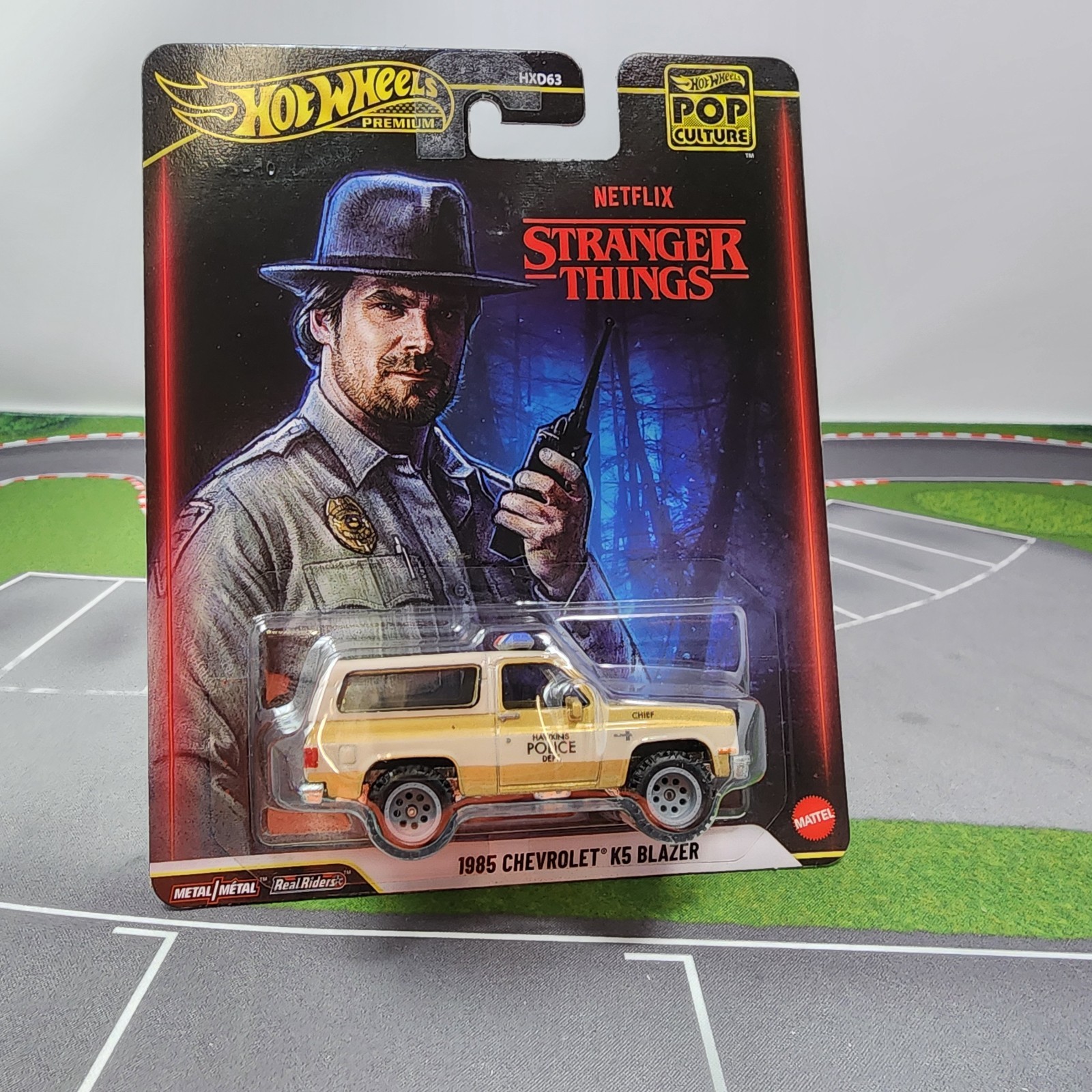 Stranger Things * 1985 Chevrolet K5 Blazer * Hot Wheels Premium Pop Culture ZD3