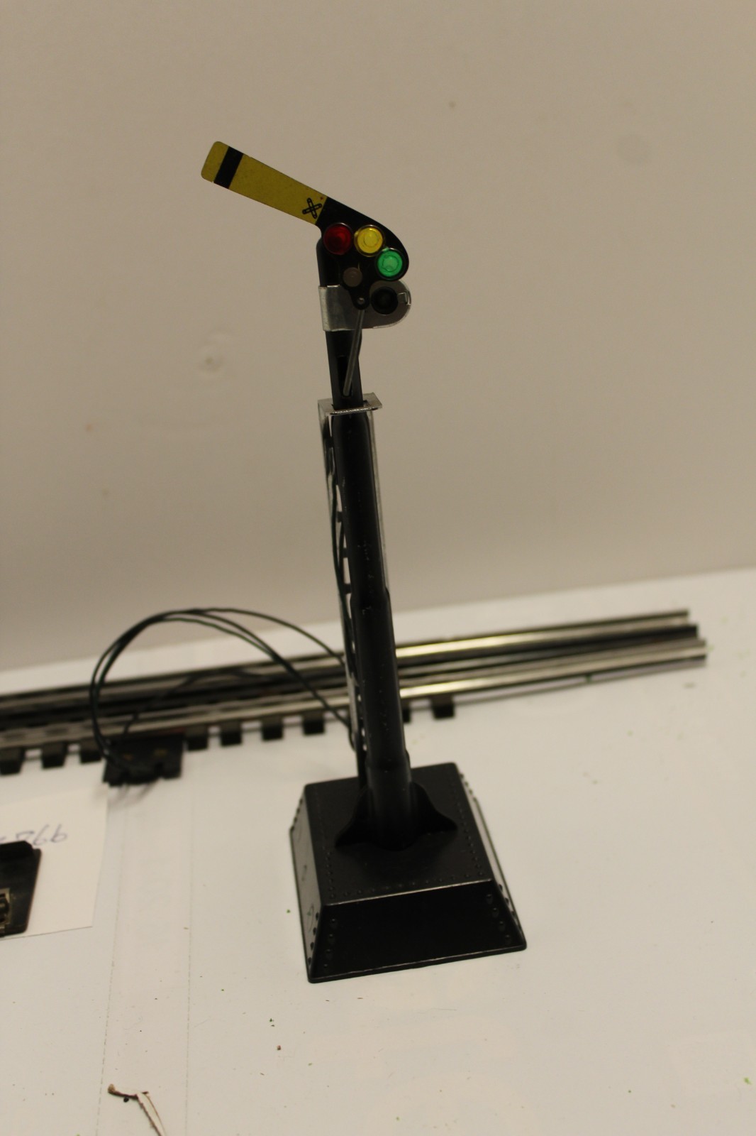 Marx vintage Model Railroad Accessory Operating Semaphore, exceptionally clean