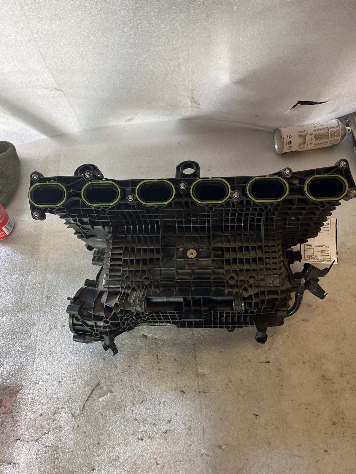 20-23 MERCEDES INTAKE MANIFOLD WITH INTERGRATED INTERCOOLER - OEM 2560902000