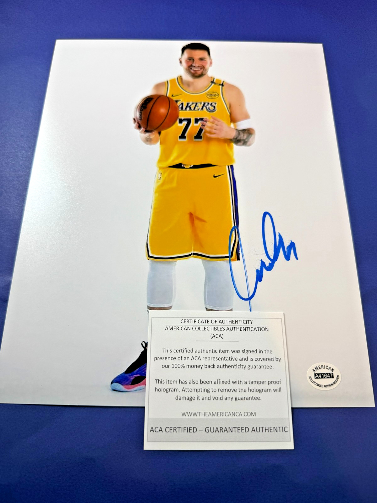 LUKA DONCIC Signed Photo 8x10 Lake LAKERS #77 NBA Signed w/COA (ACA) +SHIPS FREE LUKA DONCIC Signed Photo 8x10 Lake LAKERS #77 NBA Signed w/COA (ACA) +SHIPS FREE