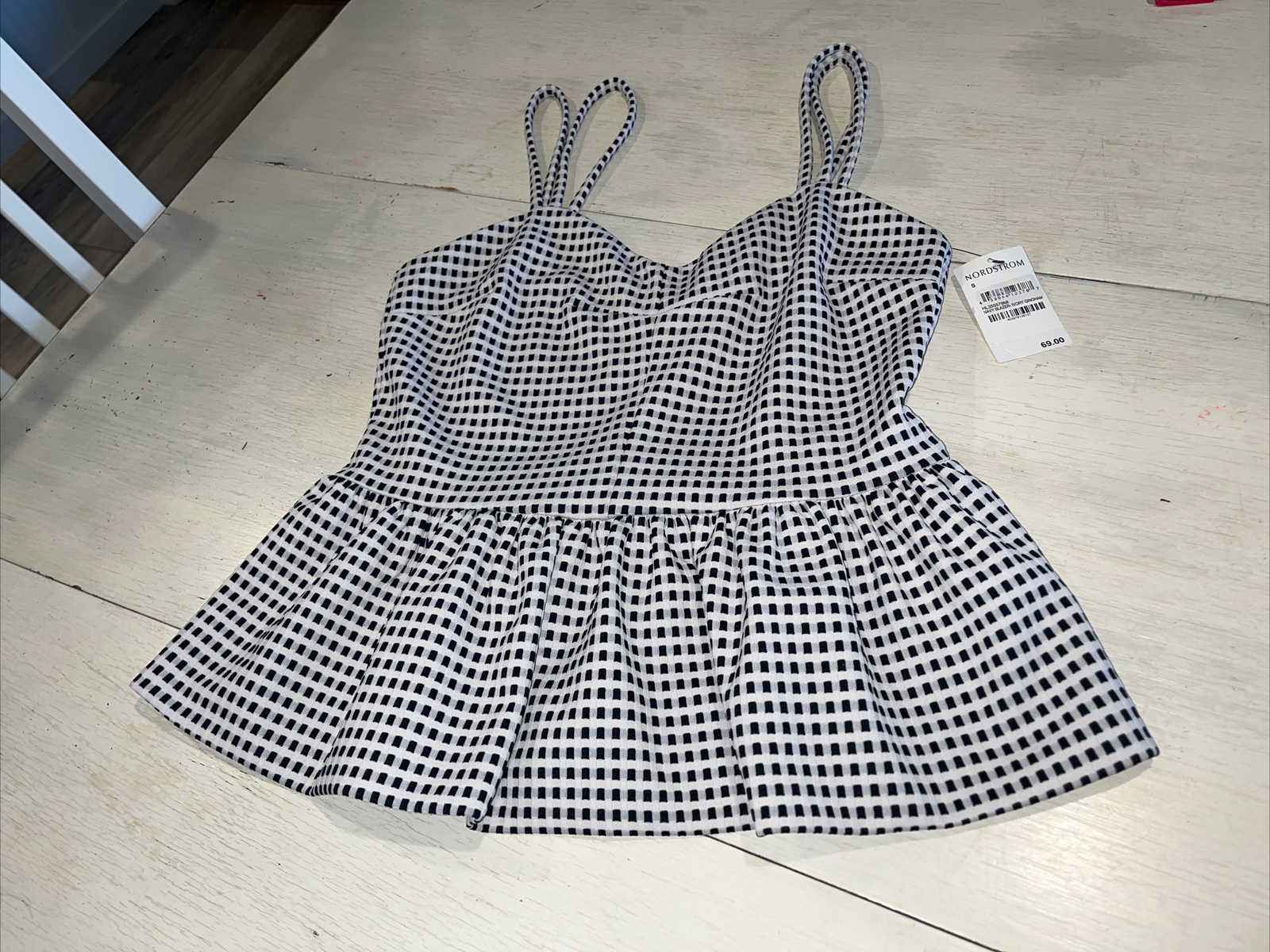 CHELSEA 28 Nordstrom Navy Blue & Ivory Gingham sleeveless top Size S~NWT CHELSEA 28 Nordstrom Navy Blue & Ivory Gingham sleeveless top Size S~NWT
