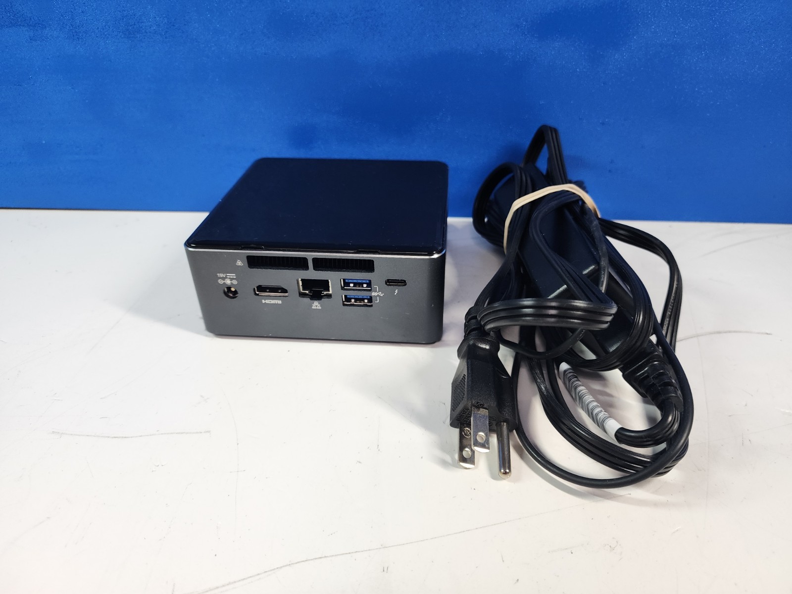 Intel NUC Mini PC NUC7i5DNK Core i5 7300U 16GB 128GB SSD Windows 11 Pro Intel NUC Mini PC NUC7i5DNK Core i5 7300U 16GB 128GB SSD Windows 11 Pro
