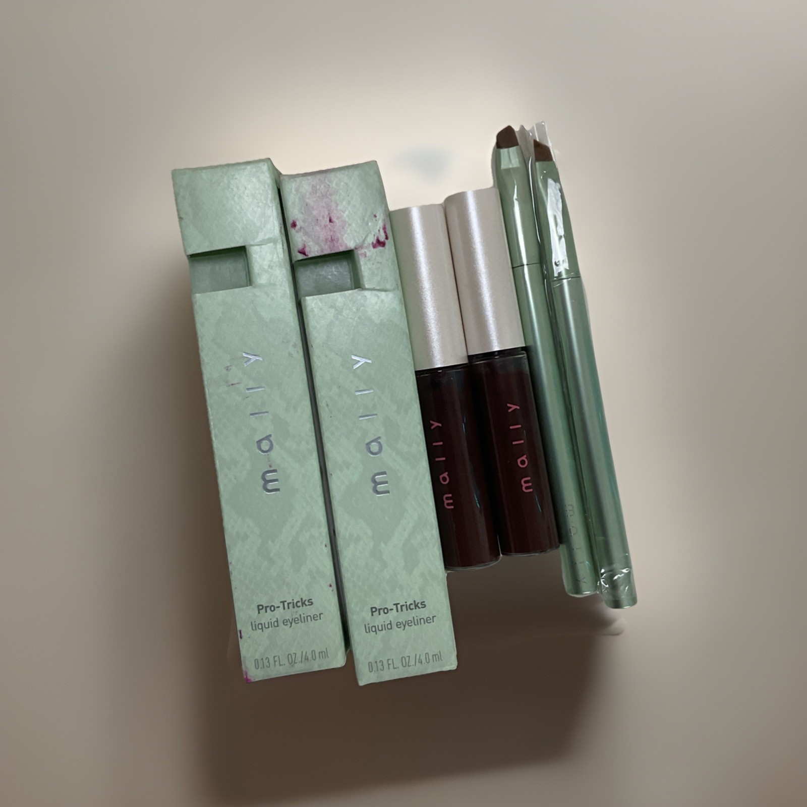 Mally Pro - Tricks Liquid Eyeliner BROWN* 0.13 Fl Oz Each. Lot-2 Mally Pro - Tricks Liquid Eyeliner BROWN* 0.13 Fl Oz Each. Lot-2