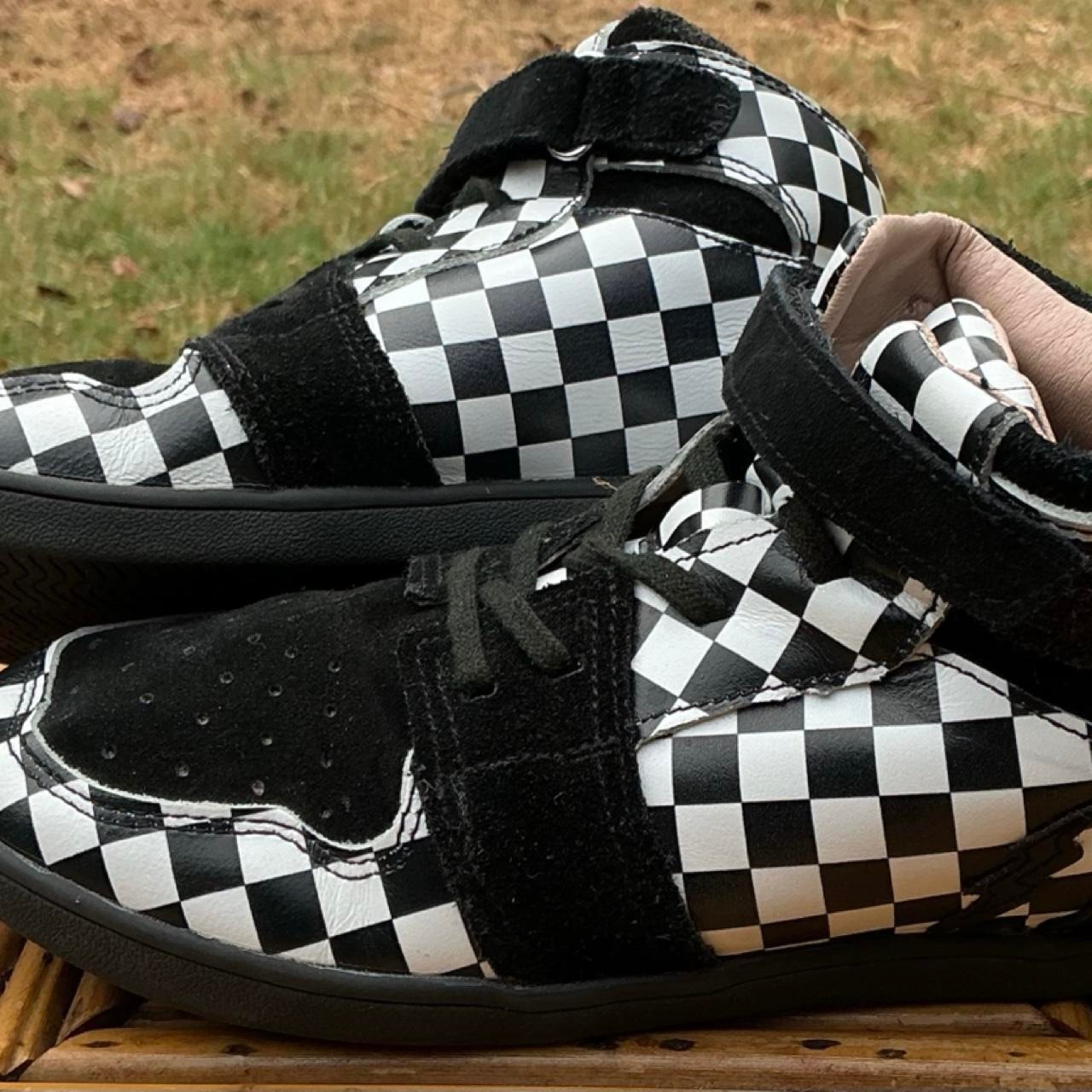 Kick\'N Checkerboard High-Top Sneakers Men\'s US Size 5 /Women\'s US Size 6.5  5Y