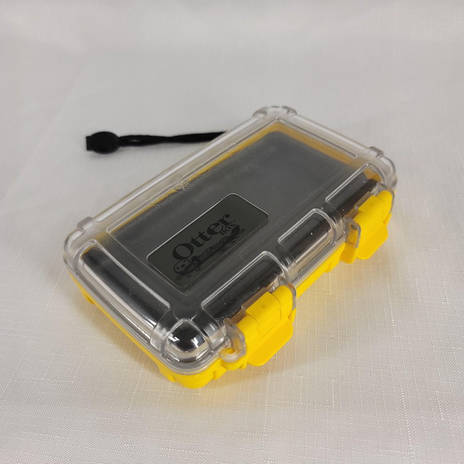Vintage OtterBox Series 2000 Waterproof Dry Box Case Yellow/Clear w/ Lanyard Vintage OtterBox Series 2000 Waterproof Dry Box Case Yellow/Clear w/ Lanyard
