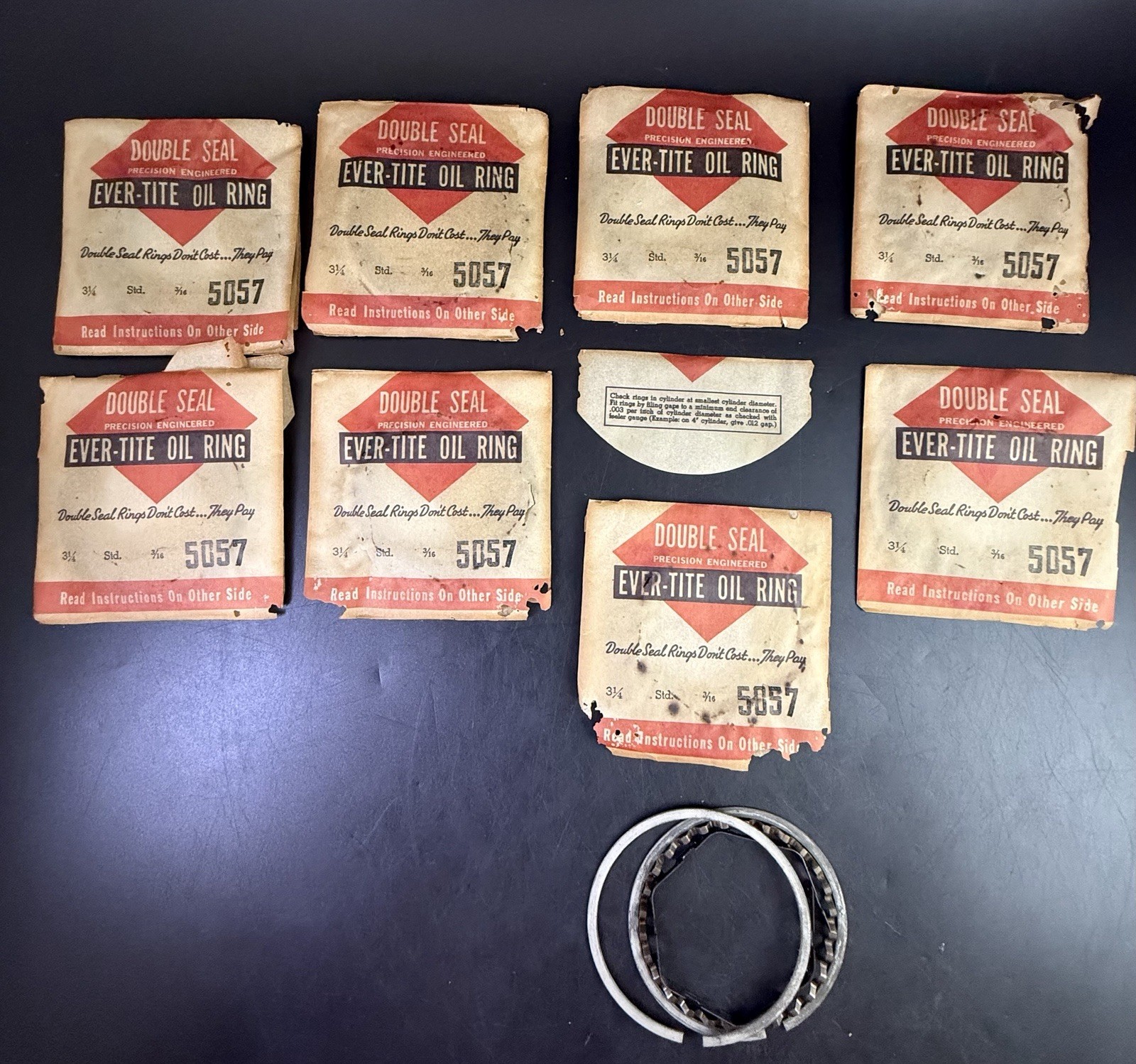 DOUBLE SEAL PRECISION ENGINEERED EVER-TITE OIL RING Lot Of 8 Vk08 DOUBLE SEAL PRECISION ENGINEERED EVER-TITE OIL RING Lot Of 8 Vk08