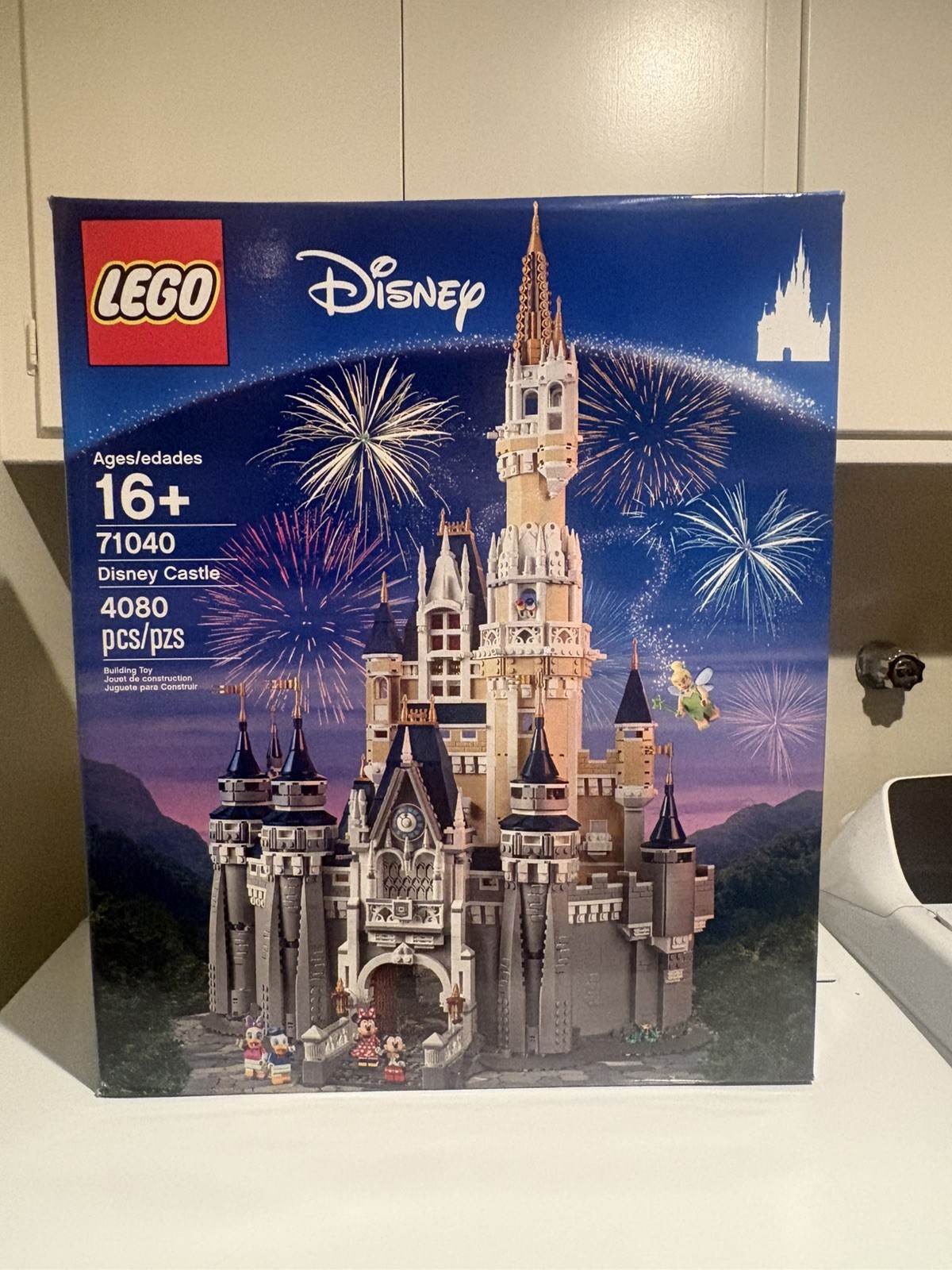 Lego Disney: The Disney Castle 71040 New Factory Sealed 4080pcs *Retired* Lego Disney: The Disney Castle 71040 New Factory Sealed 4080pcs *Retired*