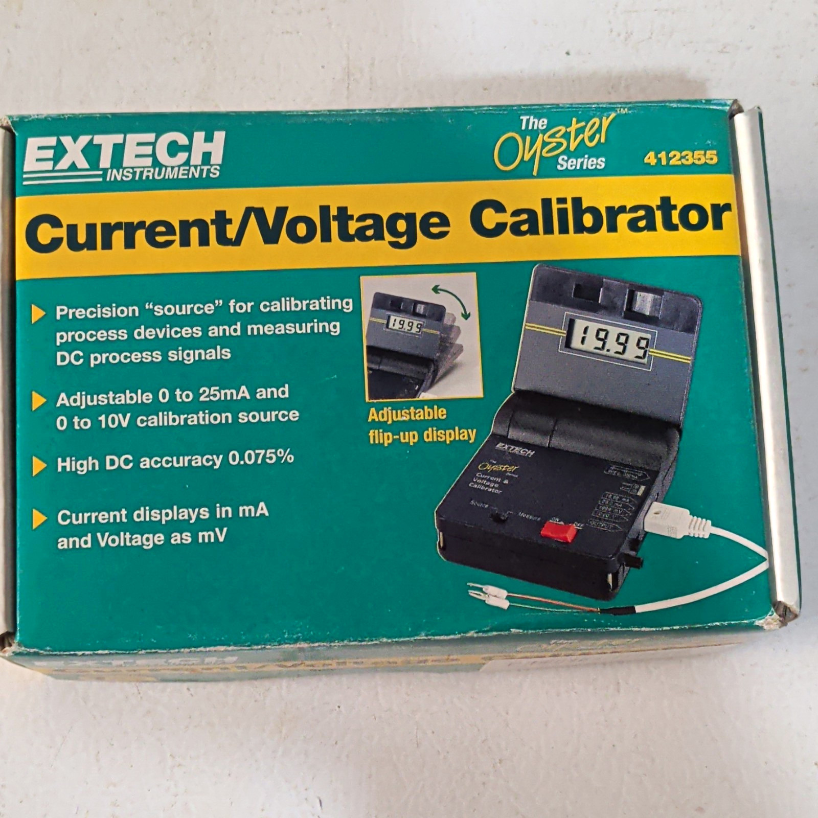 Extech Instruments Oyster Series 412355 Process Current/Voltage Calibrator Extech Instruments Oyster Series 412355 Process Current/Voltage Calibrator