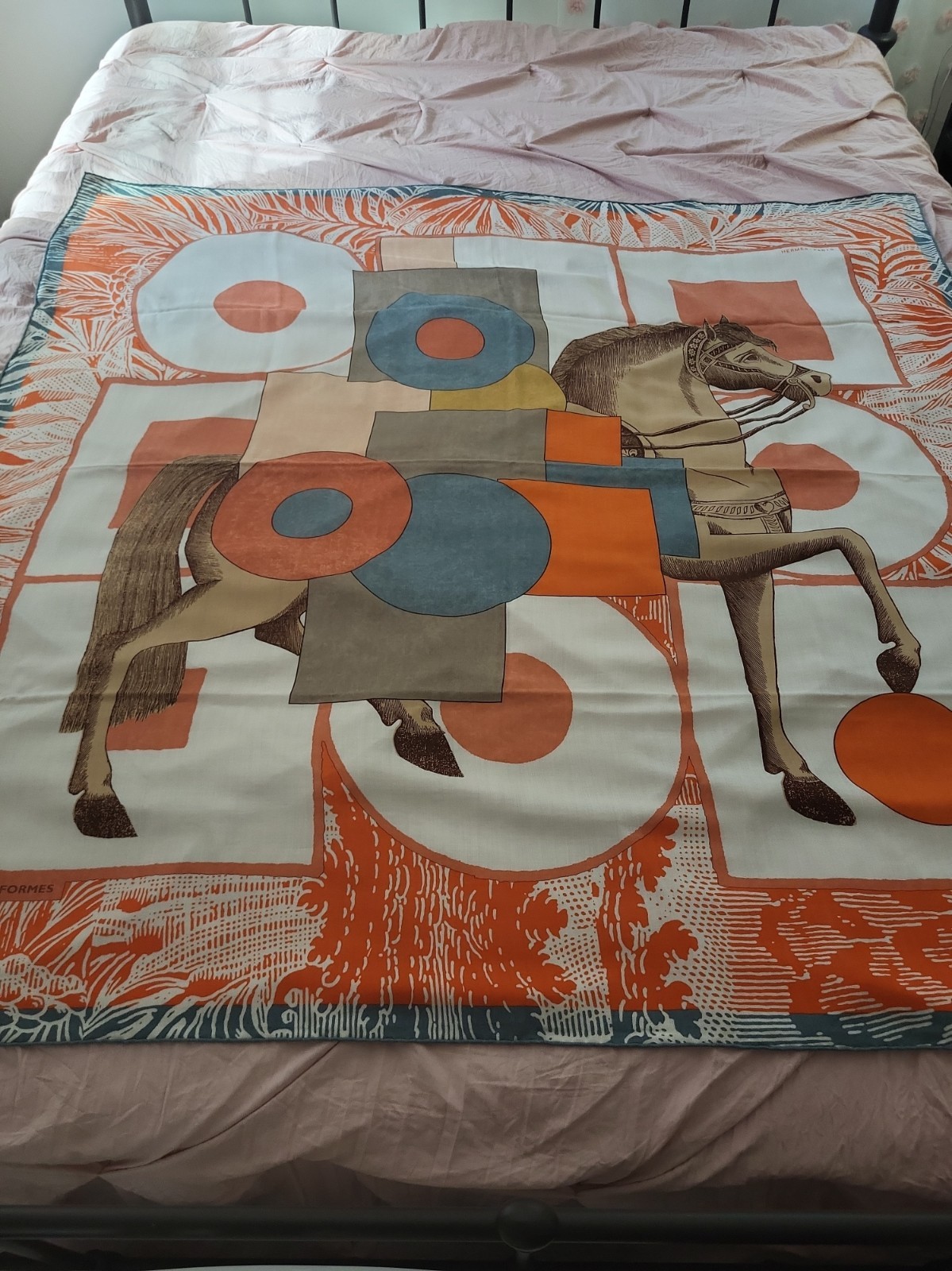 Hermès Cavalier En Formes Shawl 140 Hermès Cavalier En Formes Shawl 140