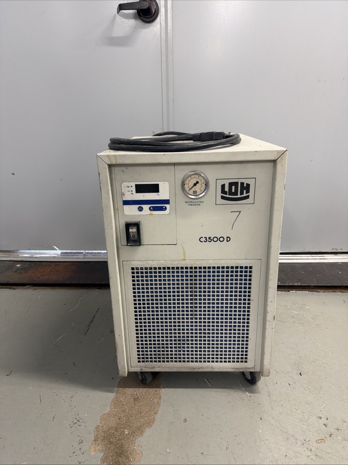 Thermo Scientific Neslab ThermoFlex 3500 Industrial Chiller 3500-Watt - Working