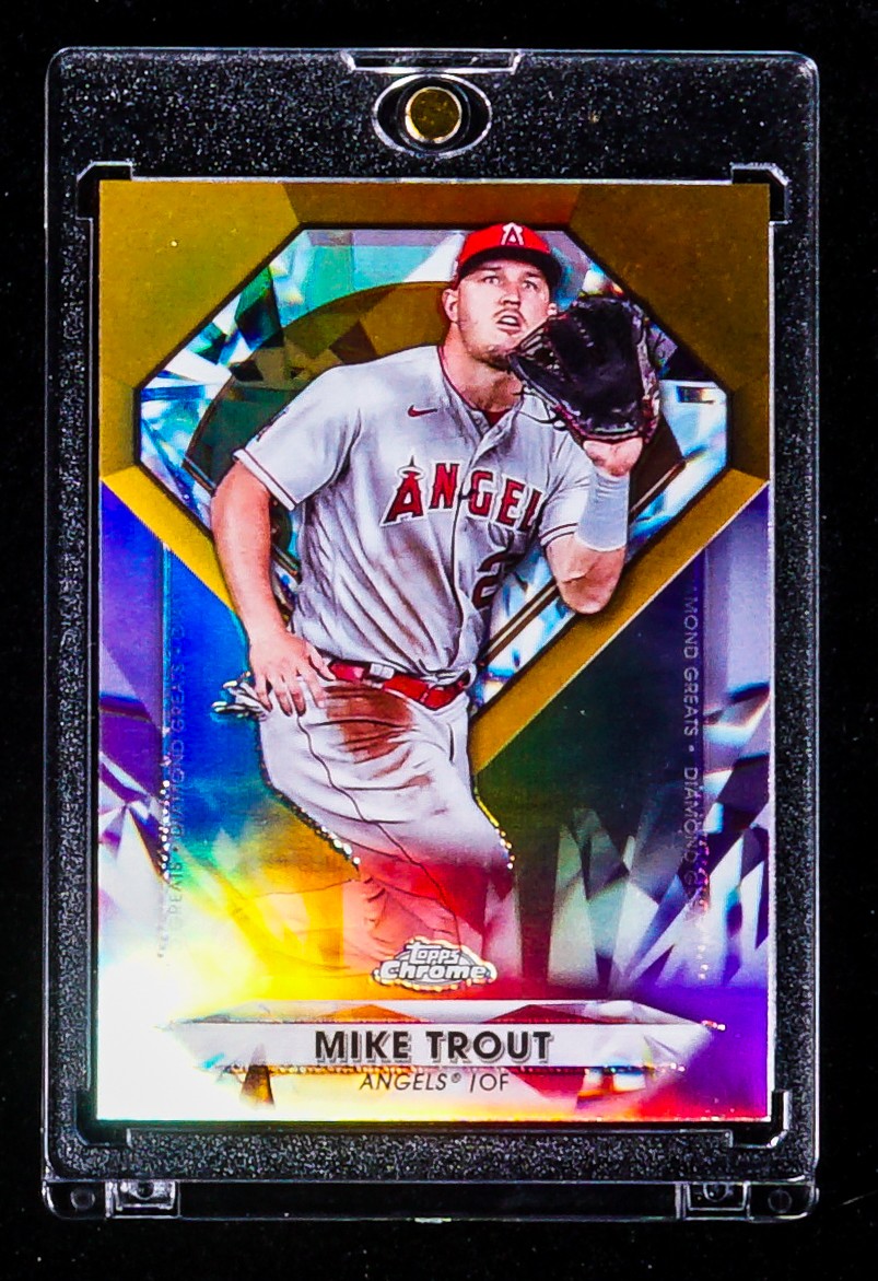 MIKE TROUT GOLD DIAMOND REFRACTOR HOLO ANGELS CARD