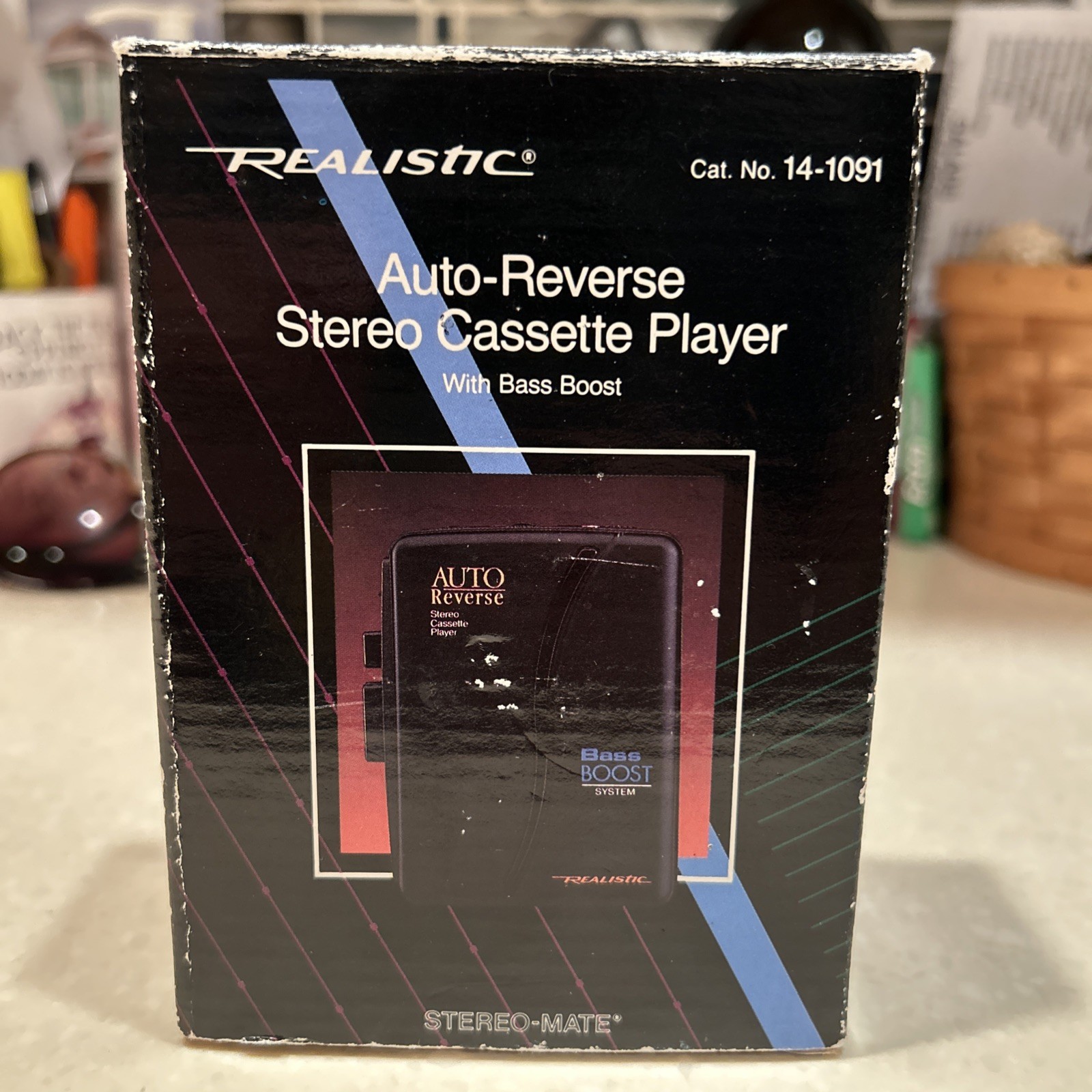 Realistic Stereo-Mate 14-1091 Auto Reverse Cassette Player Portable Bass Boost