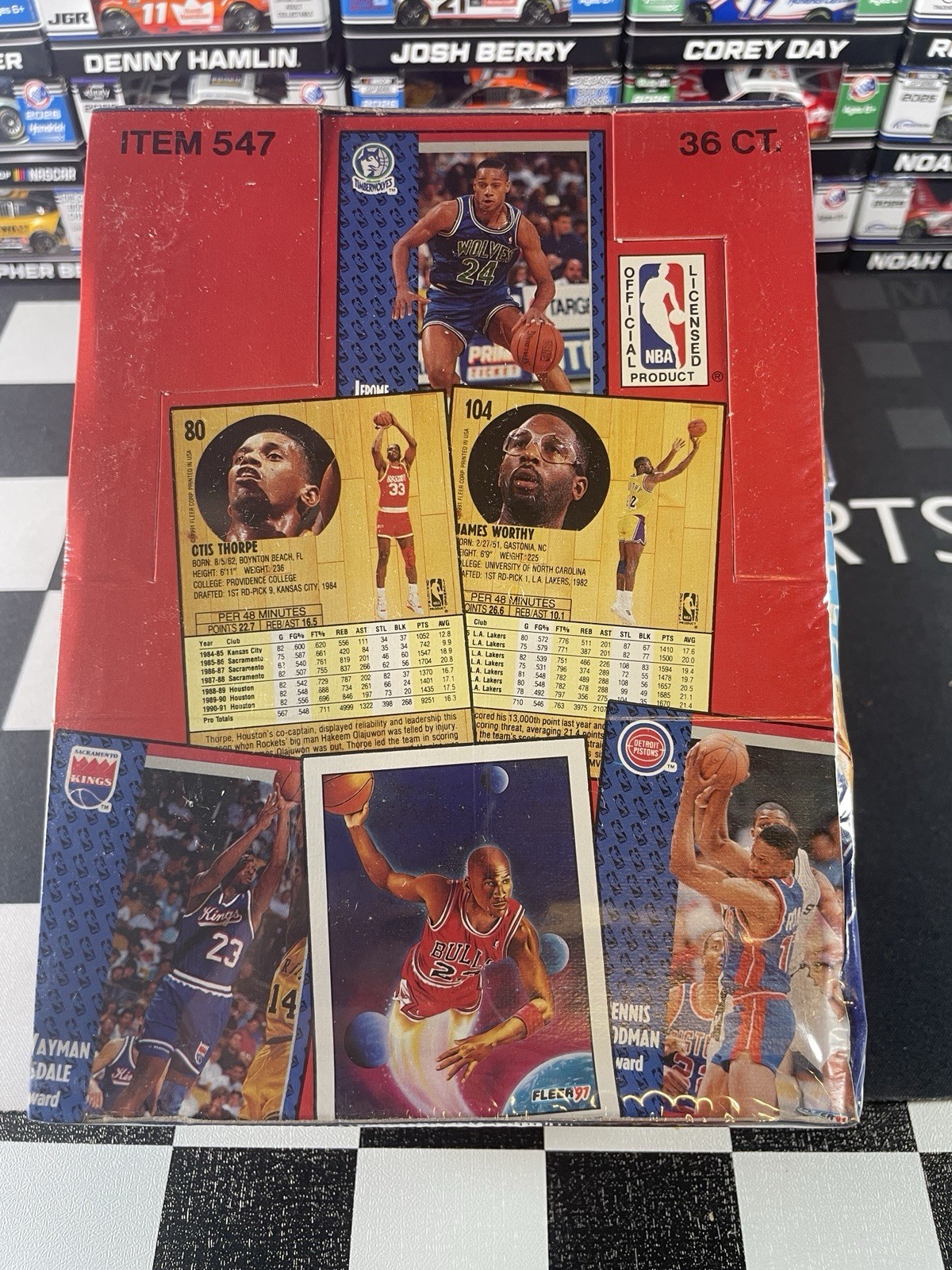 1991-92 Fleer Basketball Hobby Box Series 1 Factory Sealed Michael Jordan - QTY 1991-92 Fleer Basketball Hobby Box Series 1 Factory Sealed Michael Jordan - QTY