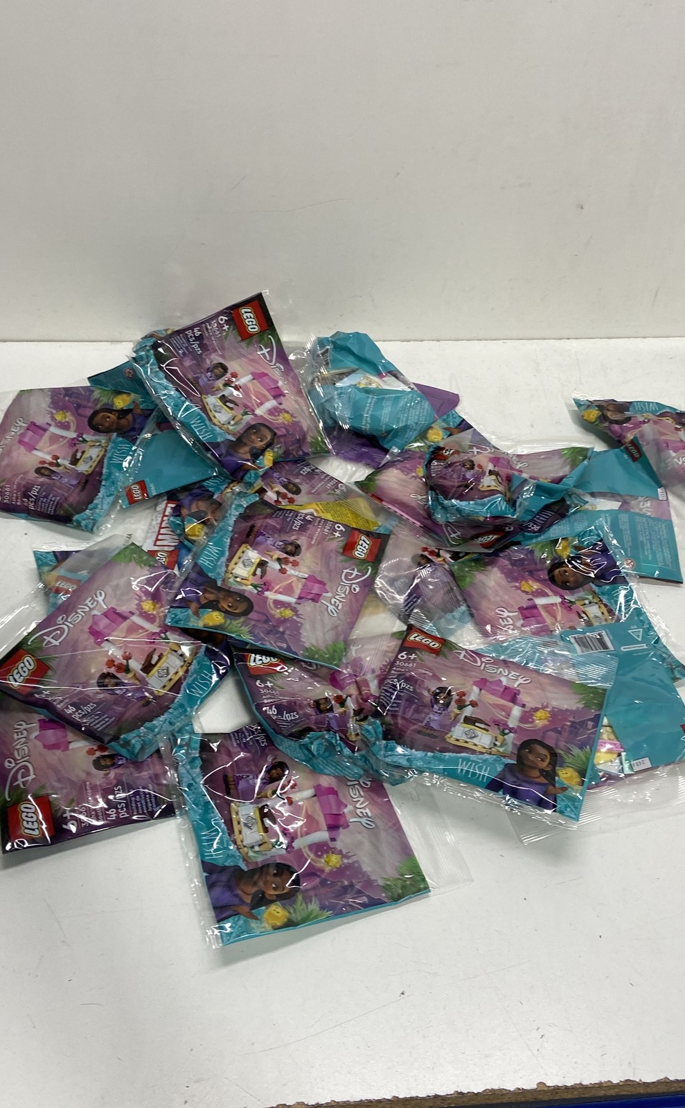 LEGO Disney Wish Asha\'s Welcome Booth 30661 Polybag Lot 12 Sealed
