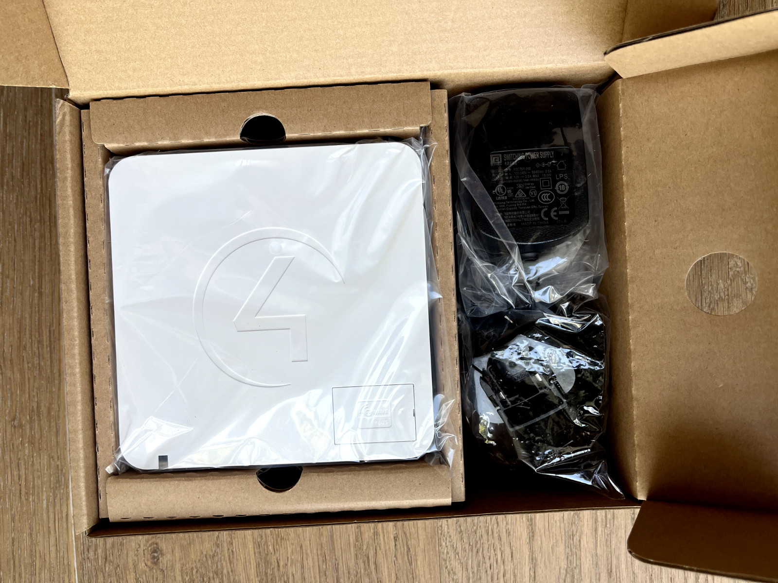 Control 4 C4-CA1 Control and Automation Controller *NEW IN BOX Control 4 C4-CA1 Control and Automation Controller *NEW IN BOX