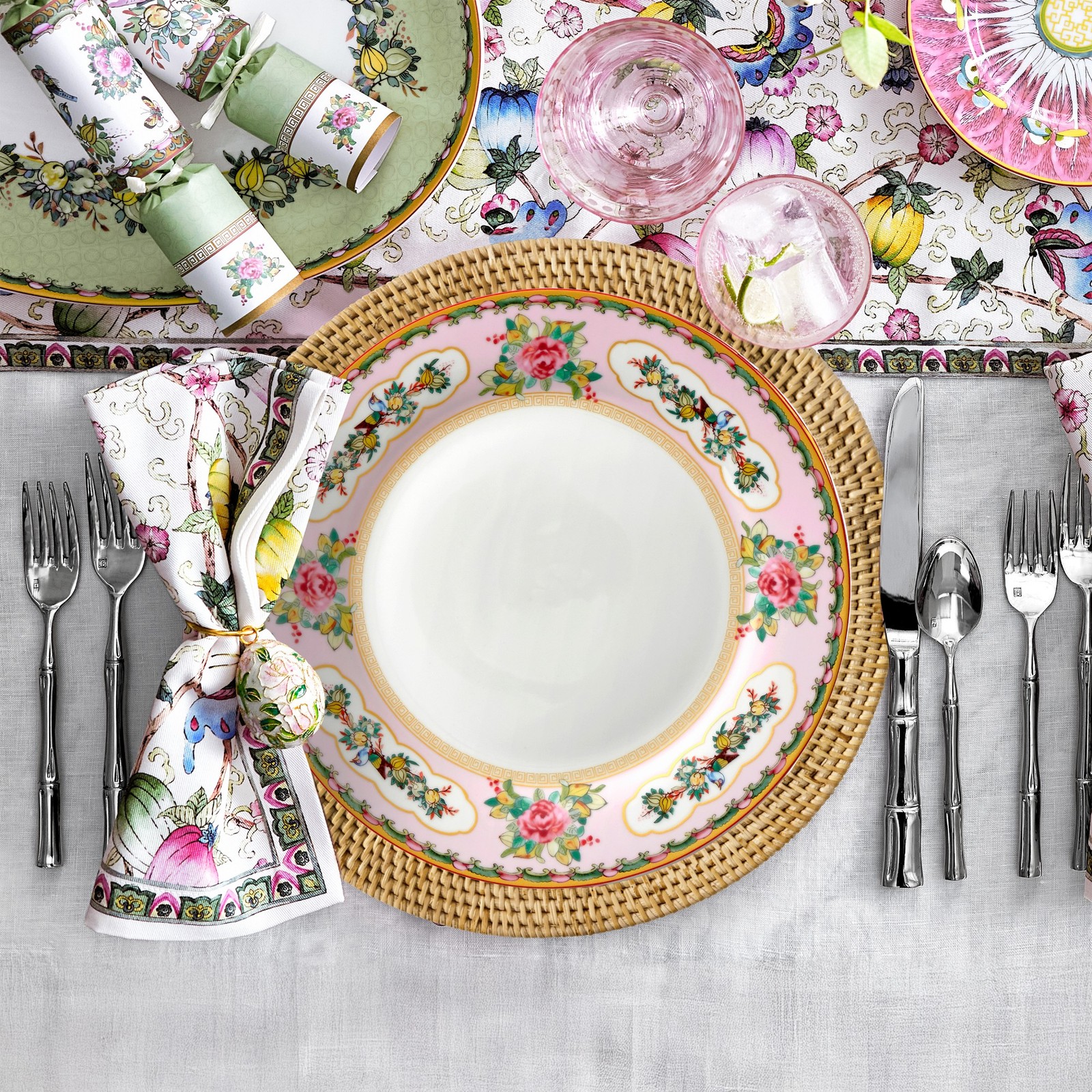 Famille Rose Dinner Plates Famille Rose Dinner Plates