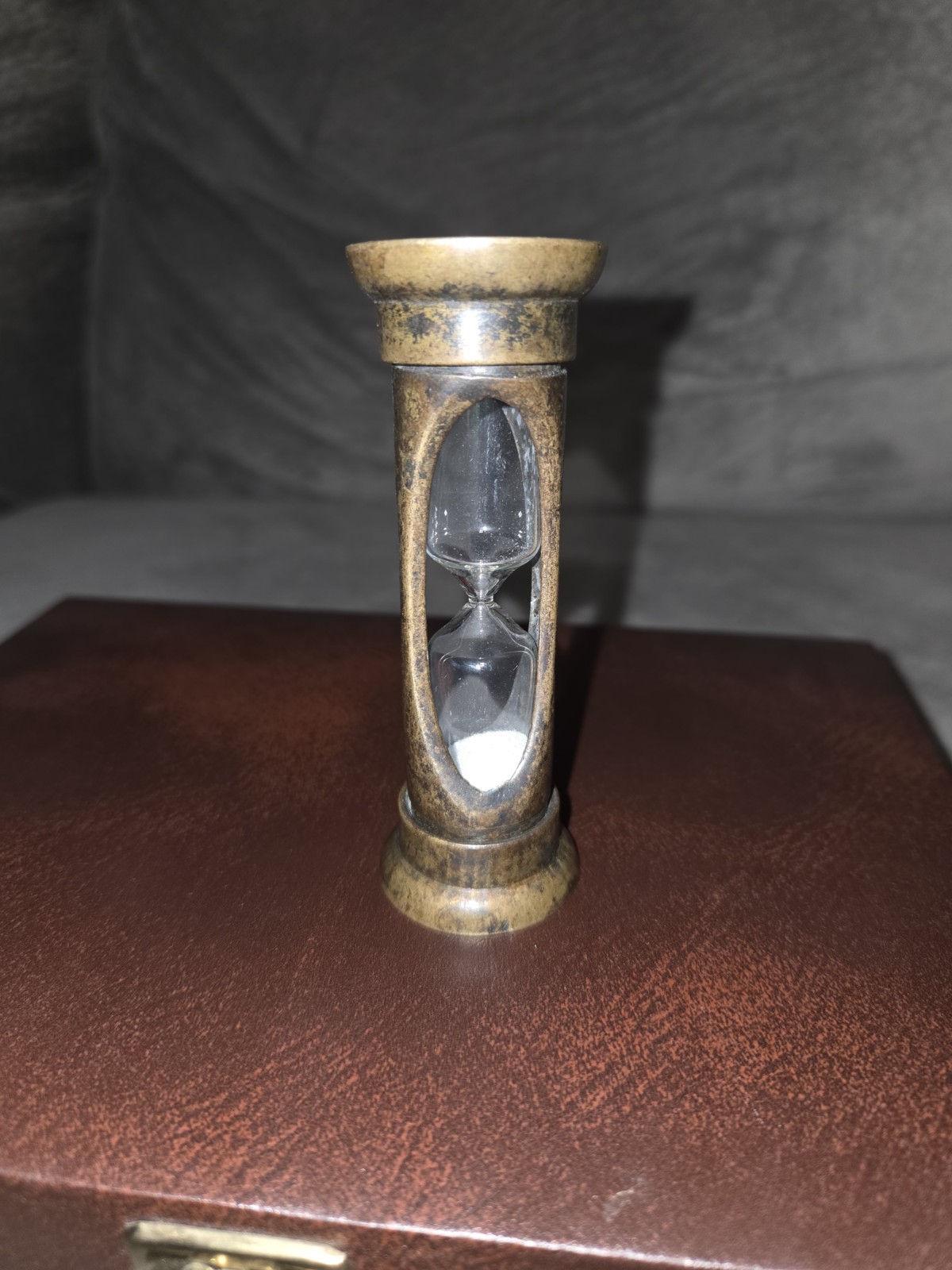 Bronze vintage Hourglass Threader Quite Rare Specimen Germany crushed crystal 