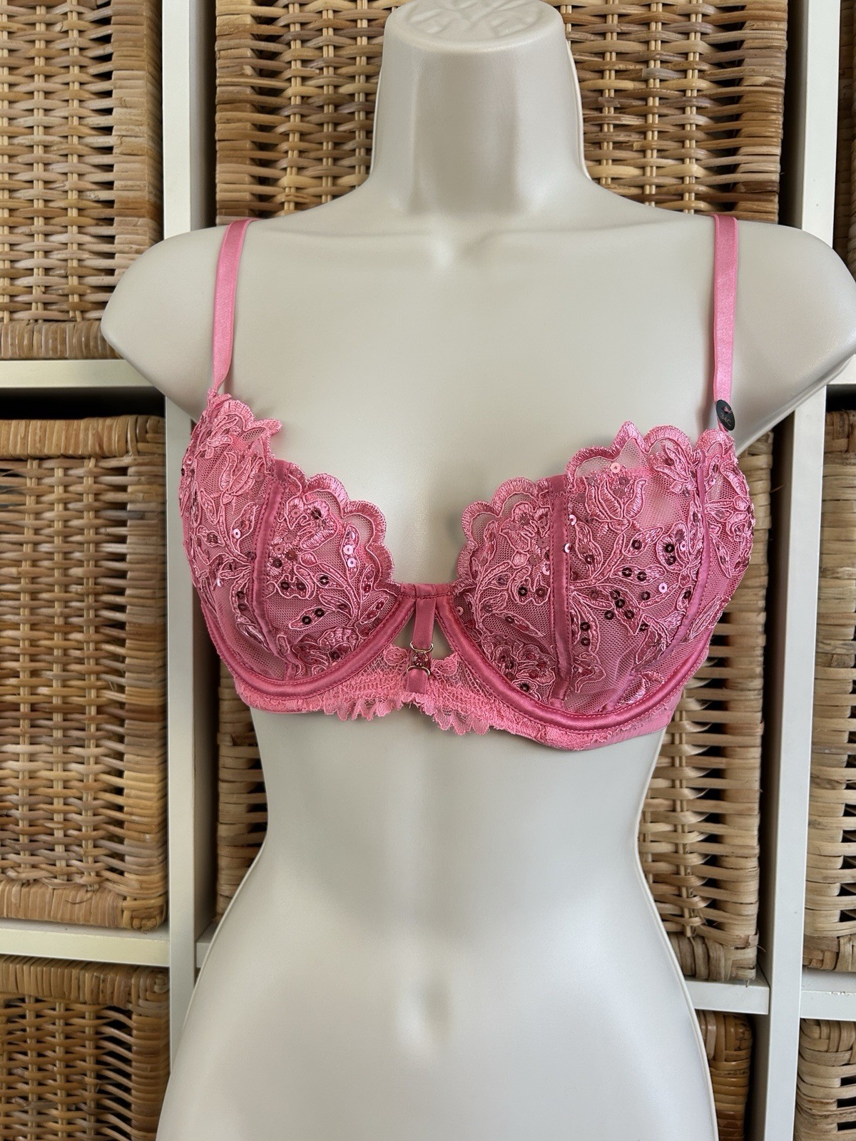 Ann Summers The Icon Pink Sequin Non Padded Plunge Bra 34C New w/ Tags RRP £36