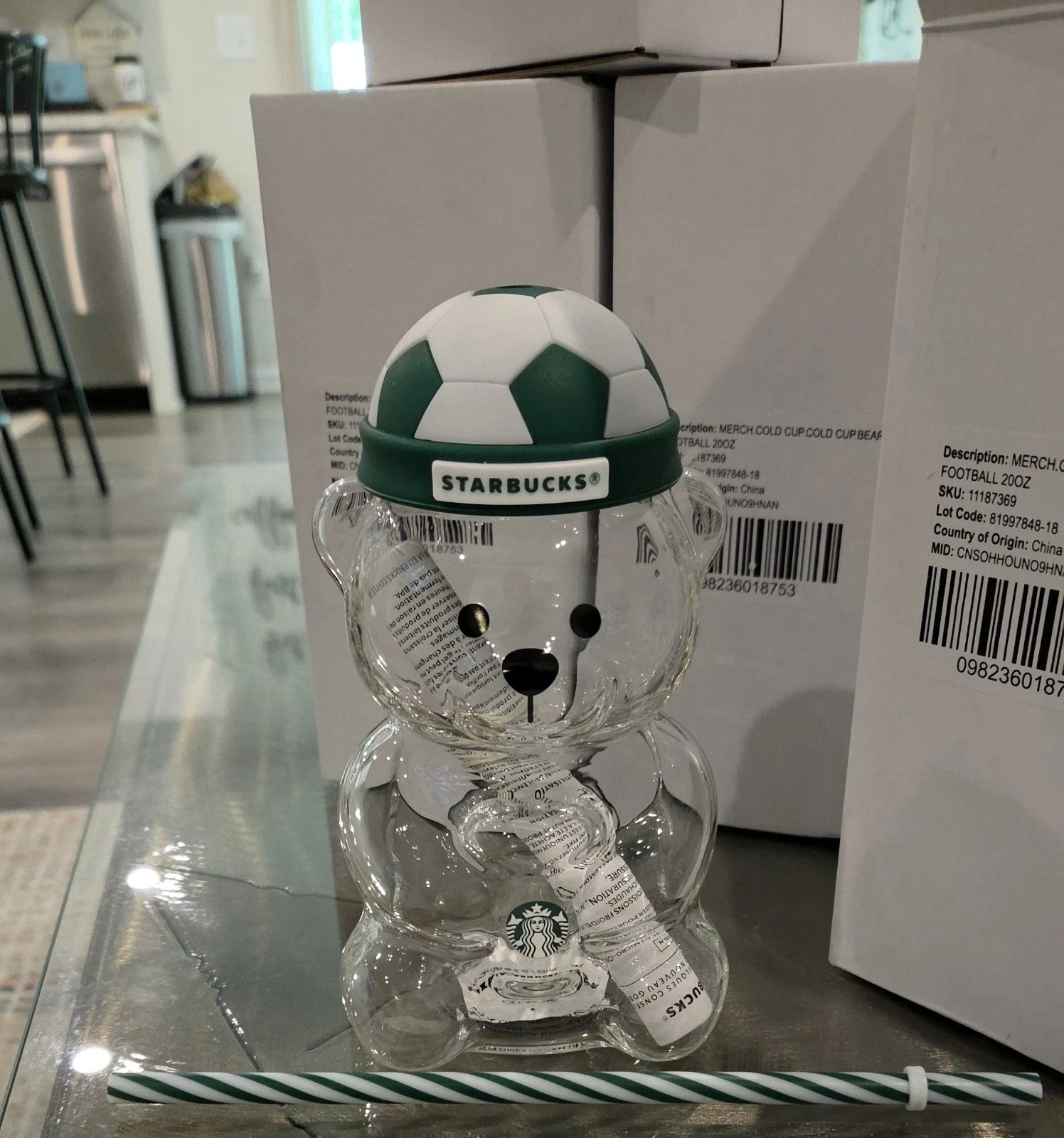 Starbucks Authentic FIFA World Cup Bearista Bear Cup Soccer Lid 20oz Starbucks Authentic FIFA World Cup Bearista Bear Cup Soccer Lid 20oz