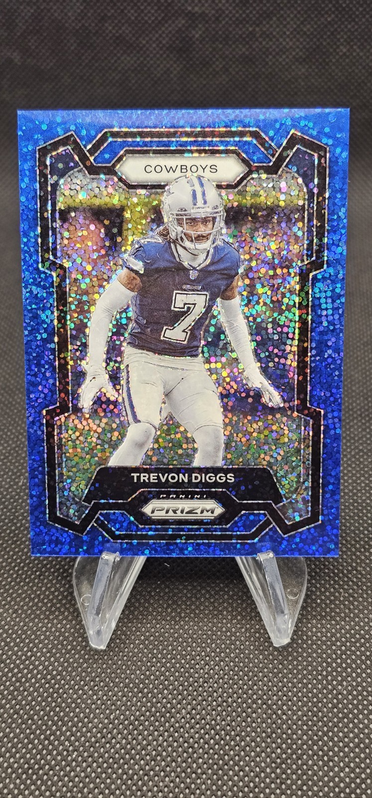 2023 Panini Prizm - Trevon Diggs #82 Blue Sparkle Prizm /96 đŸ”¥Dallas Cowboys 2023 Panini Prizm - Trevon Diggs #82 Blue Sparkle Prizm /96 đŸ”¥Dallas Cowboys
