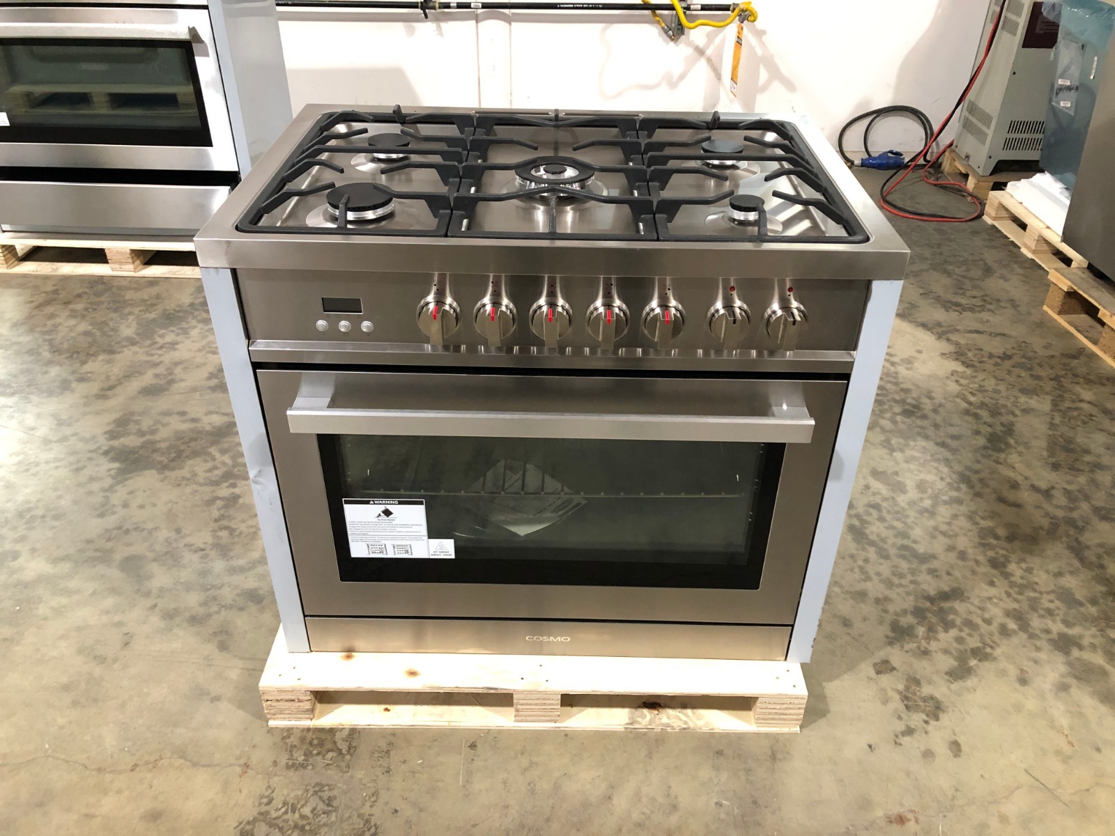 36 in. 220/240 V Dual Fuel Range 5 Burners (OPEN BOX, COSMETIC IMPERFECTIONS)